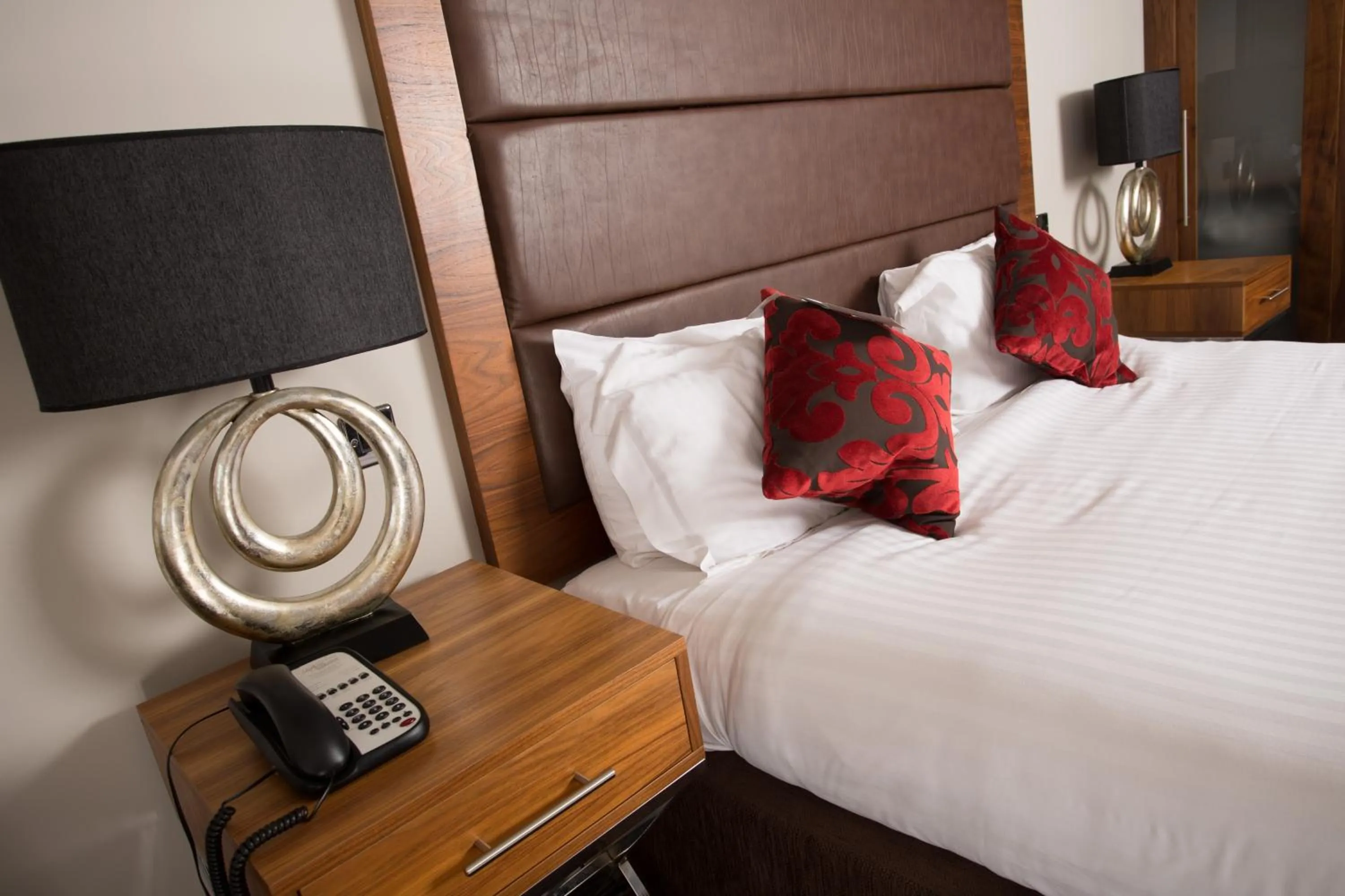 Bedroom, Bed in Sketchley Grange Hotel & Spa