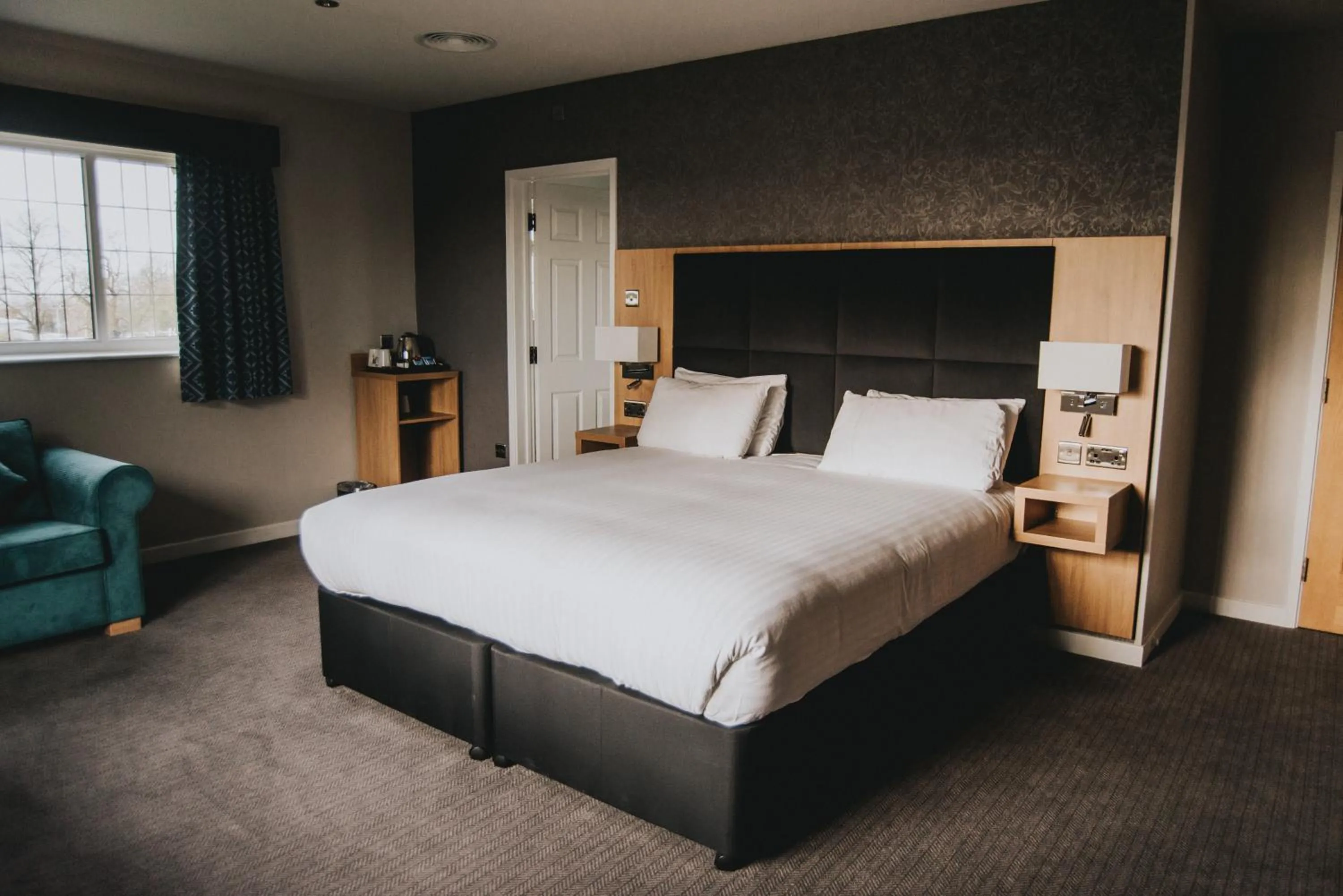 Bedroom, Bed in Sketchley Grange Hotel & Spa