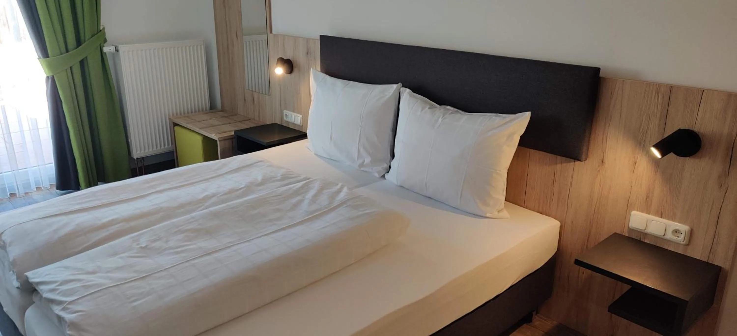 Bed in EC Hotel Elchingen