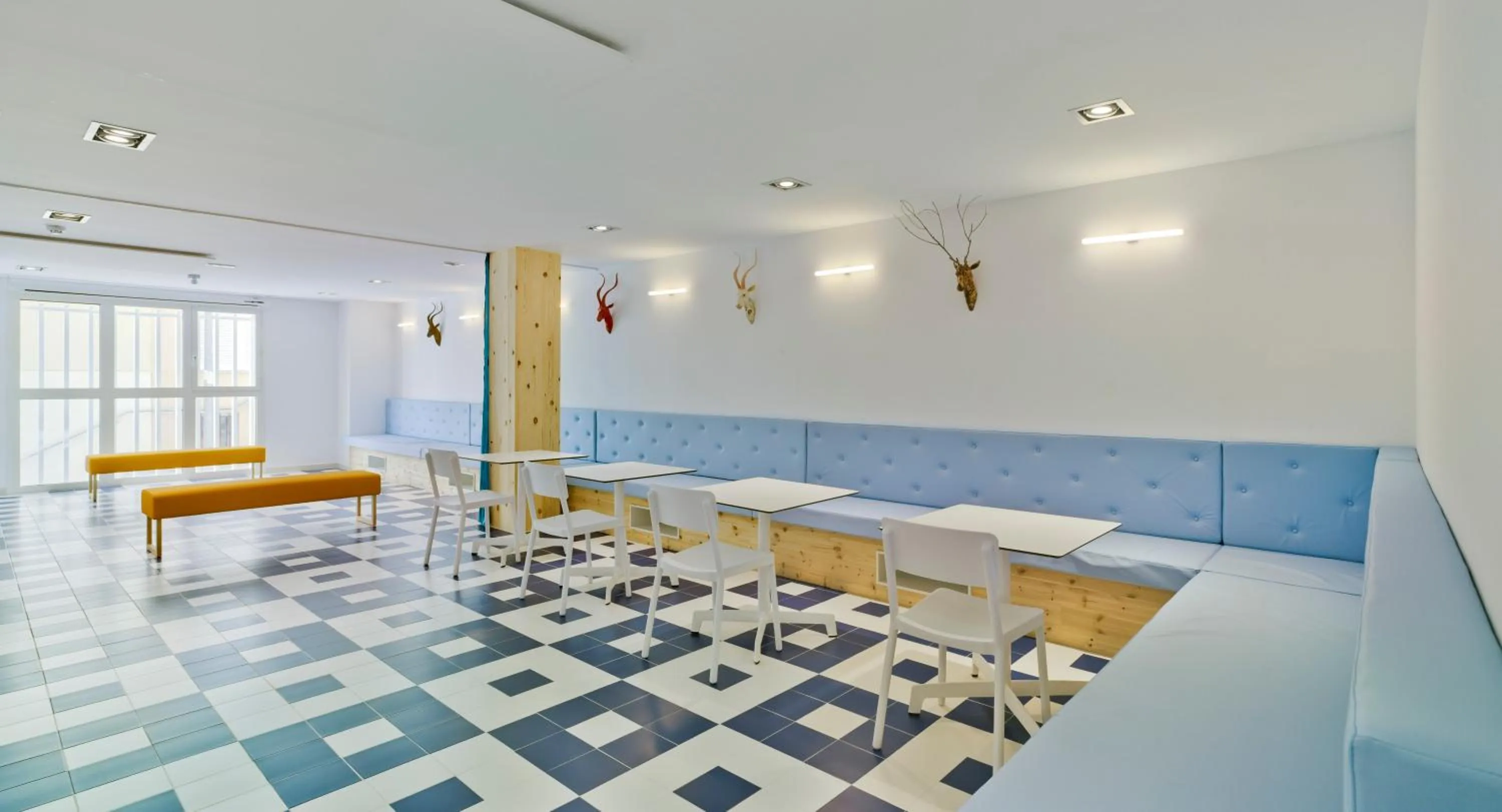 Communal lounge/ TV room in Loop INN Hostel Cartagena