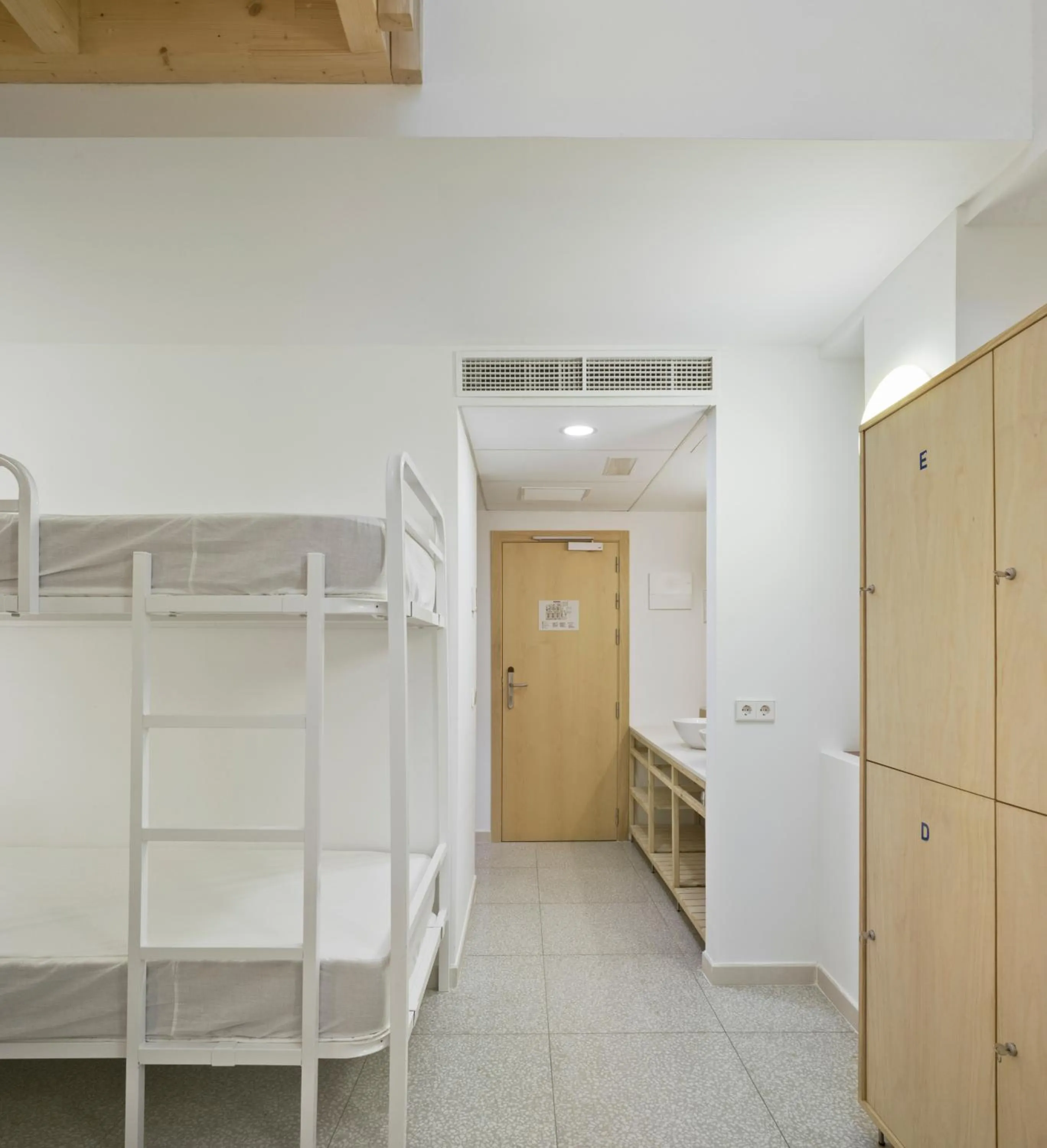 Photo of the whole room, Bed in Loop INN Hostel Cartagena