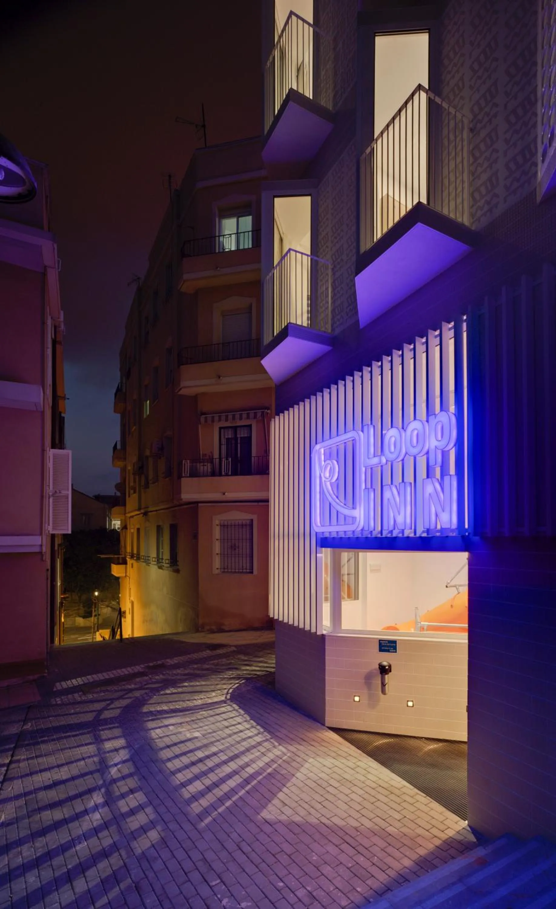 Property building in Loop INN Hostel Cartagena