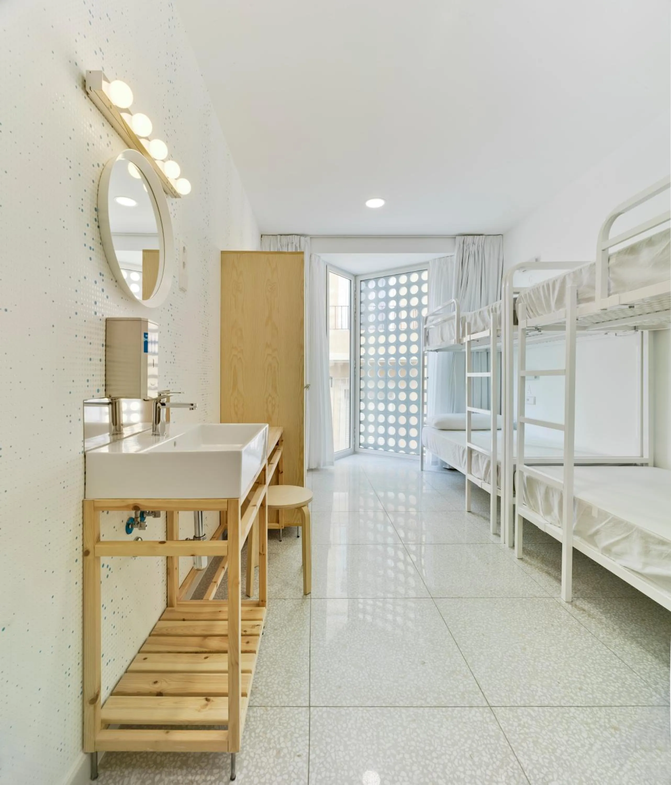 Photo of the whole room, Bed in Loop INN Hostel Cartagena