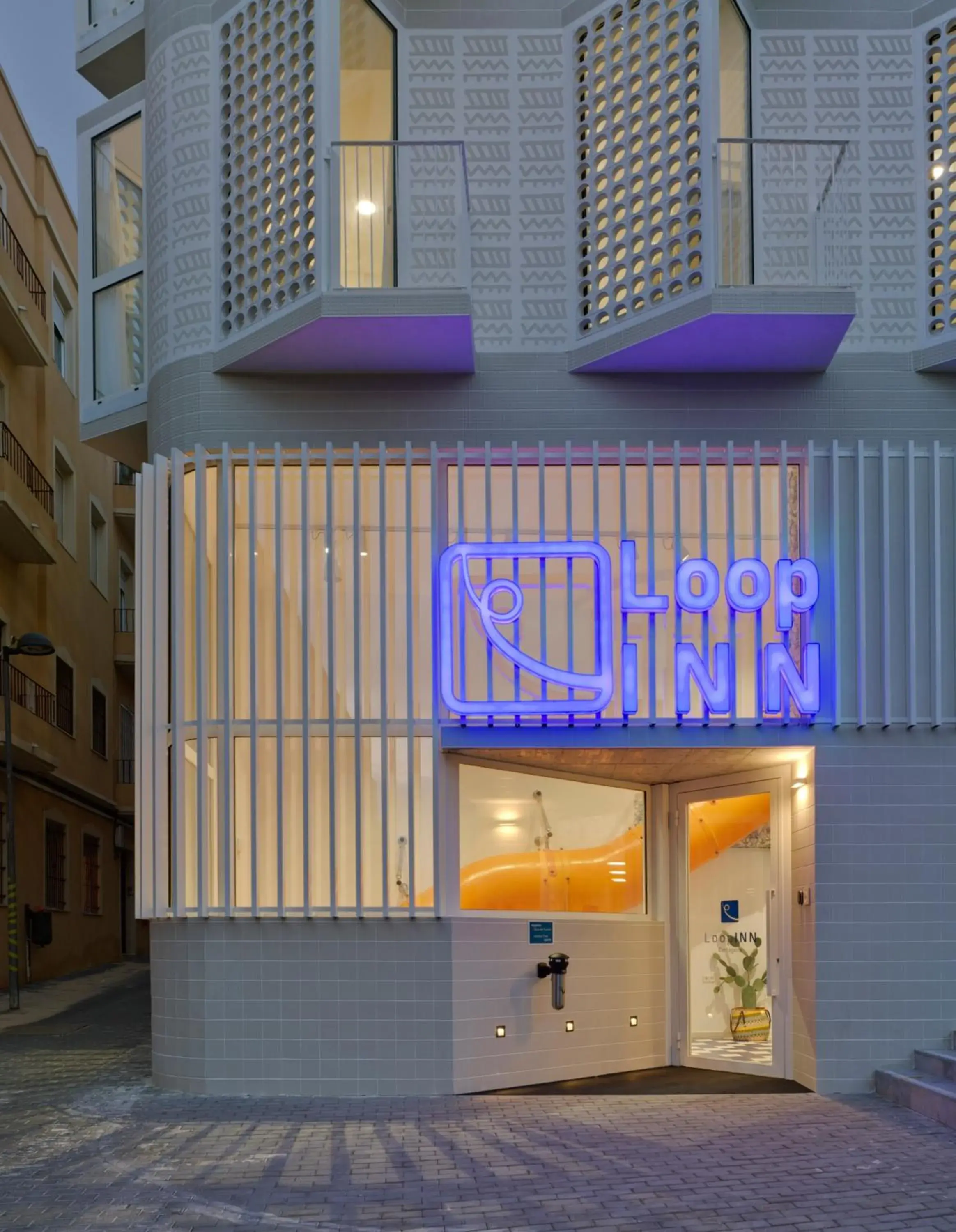 Facade/entrance in Loop INN Hostel Cartagena Facade/entrance in Loop INN Hostel Cartagena
