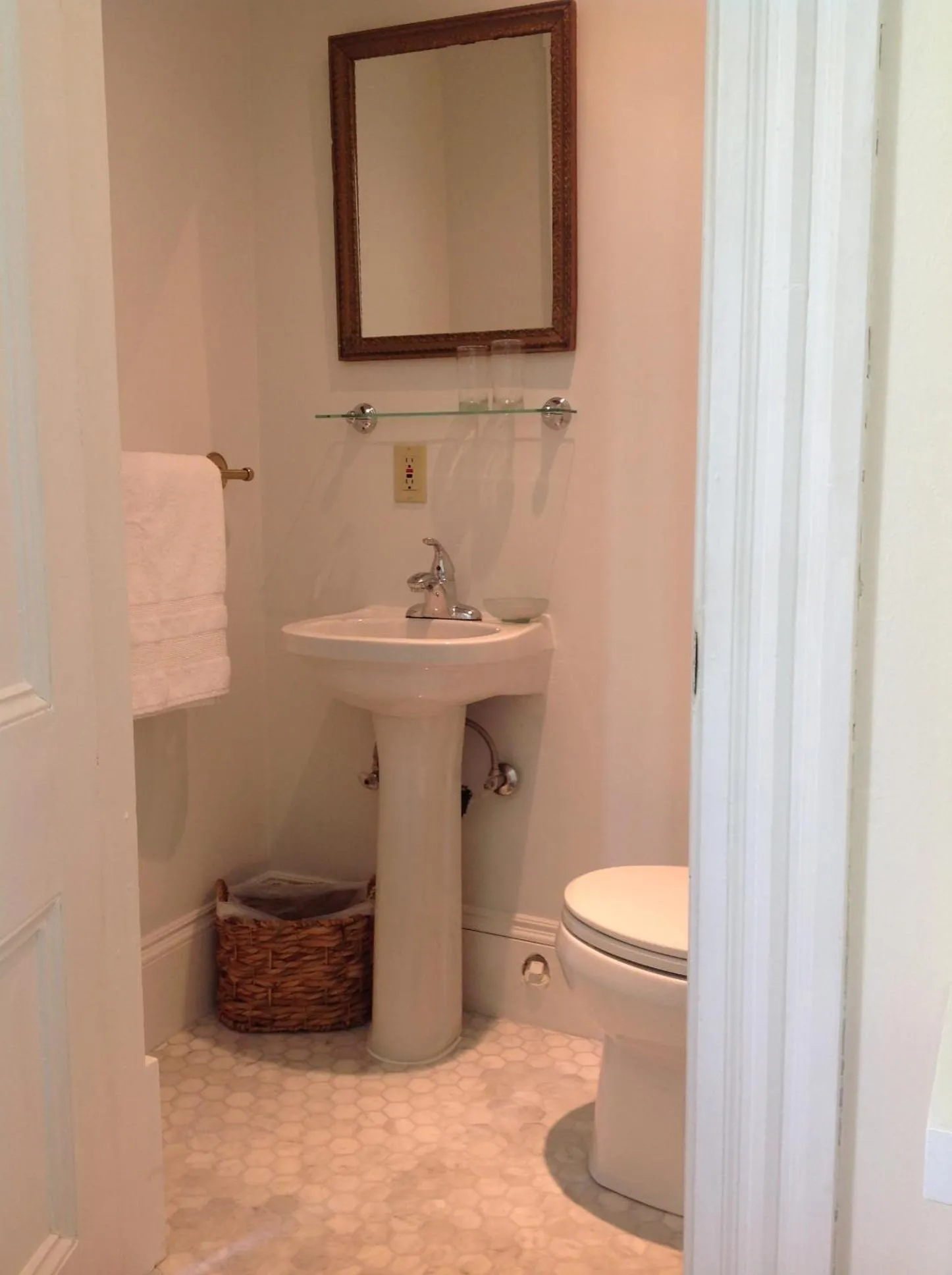 Bathroom in The Library Inn