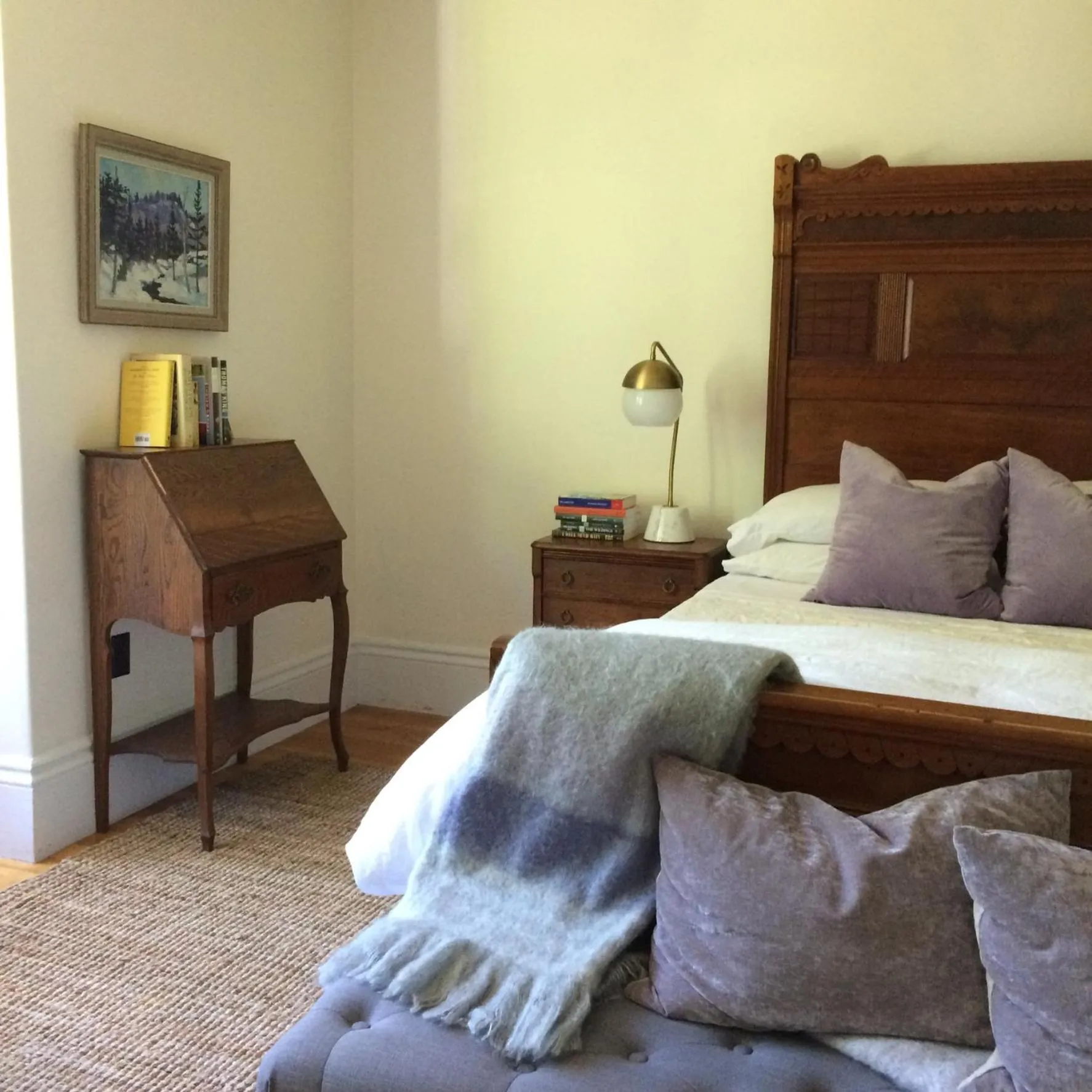 Bed in The Library Inn