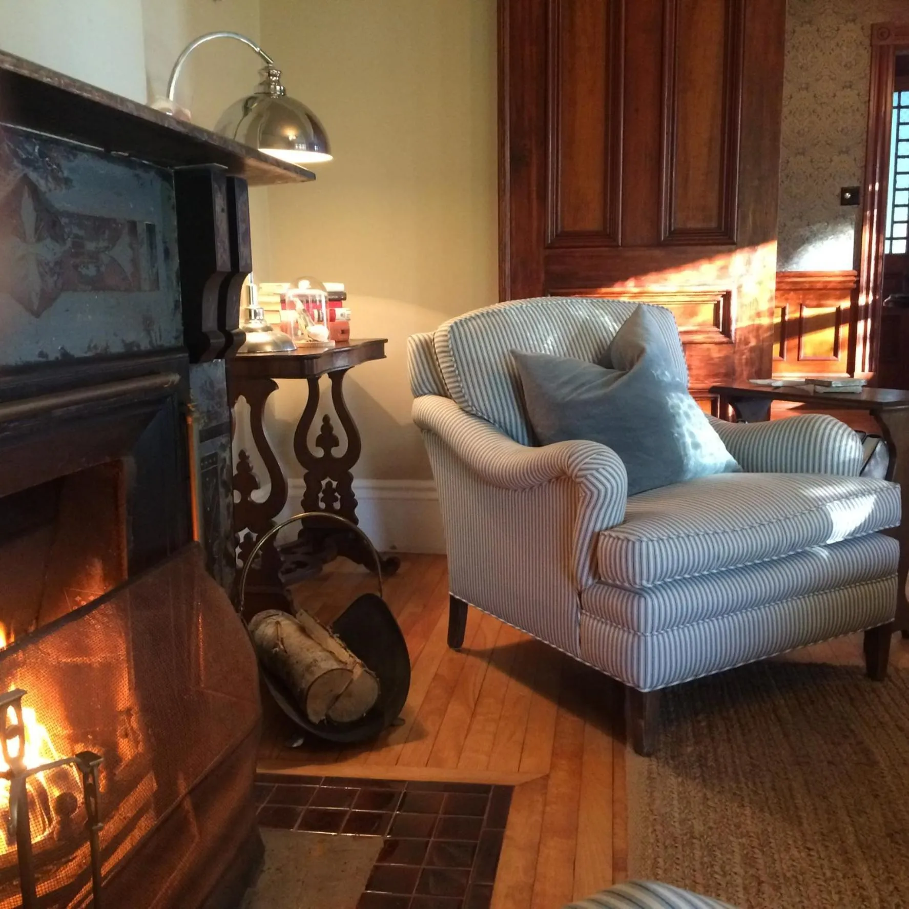 Living room in The Library Inn