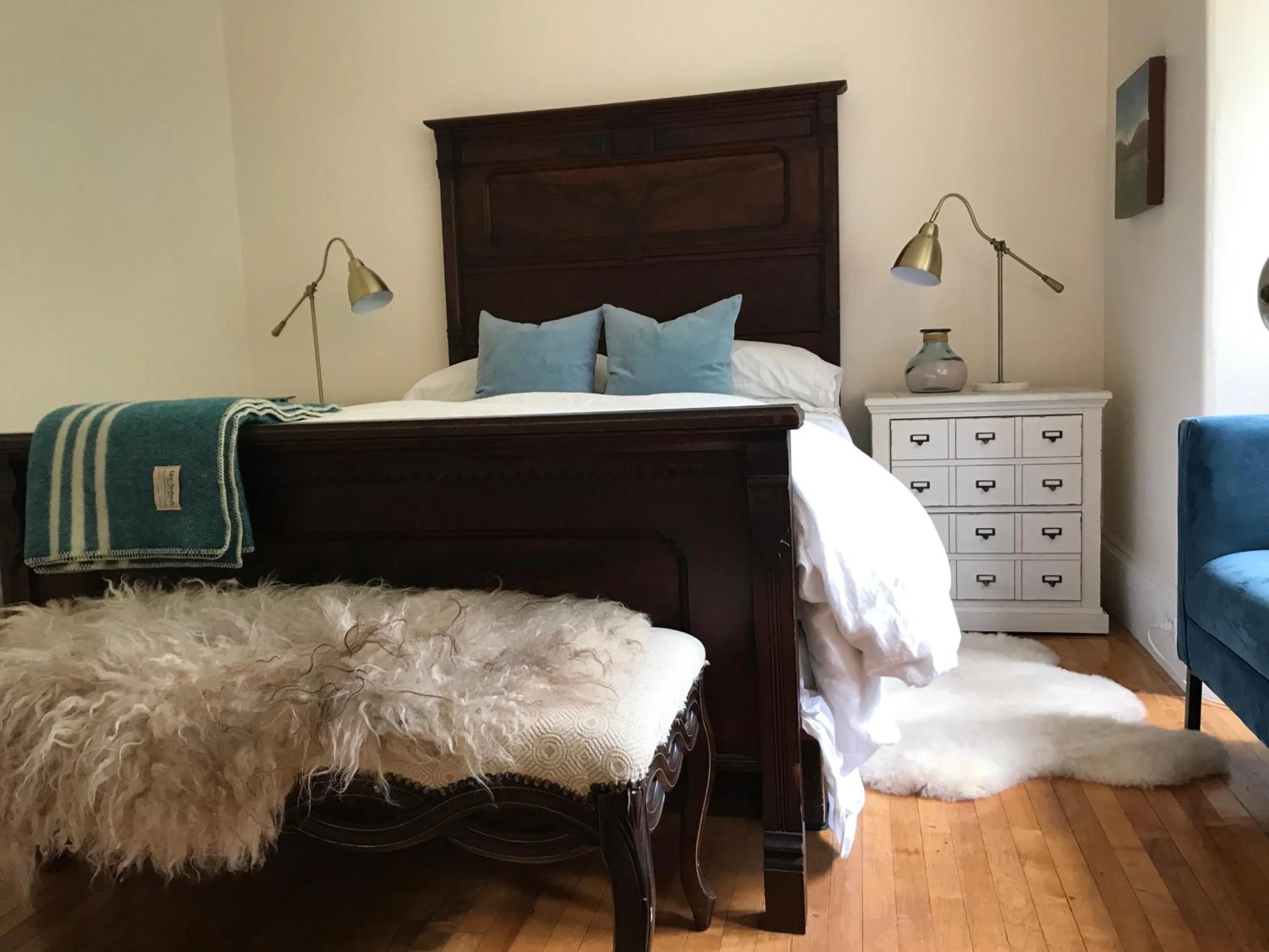 Bed in The Library Inn