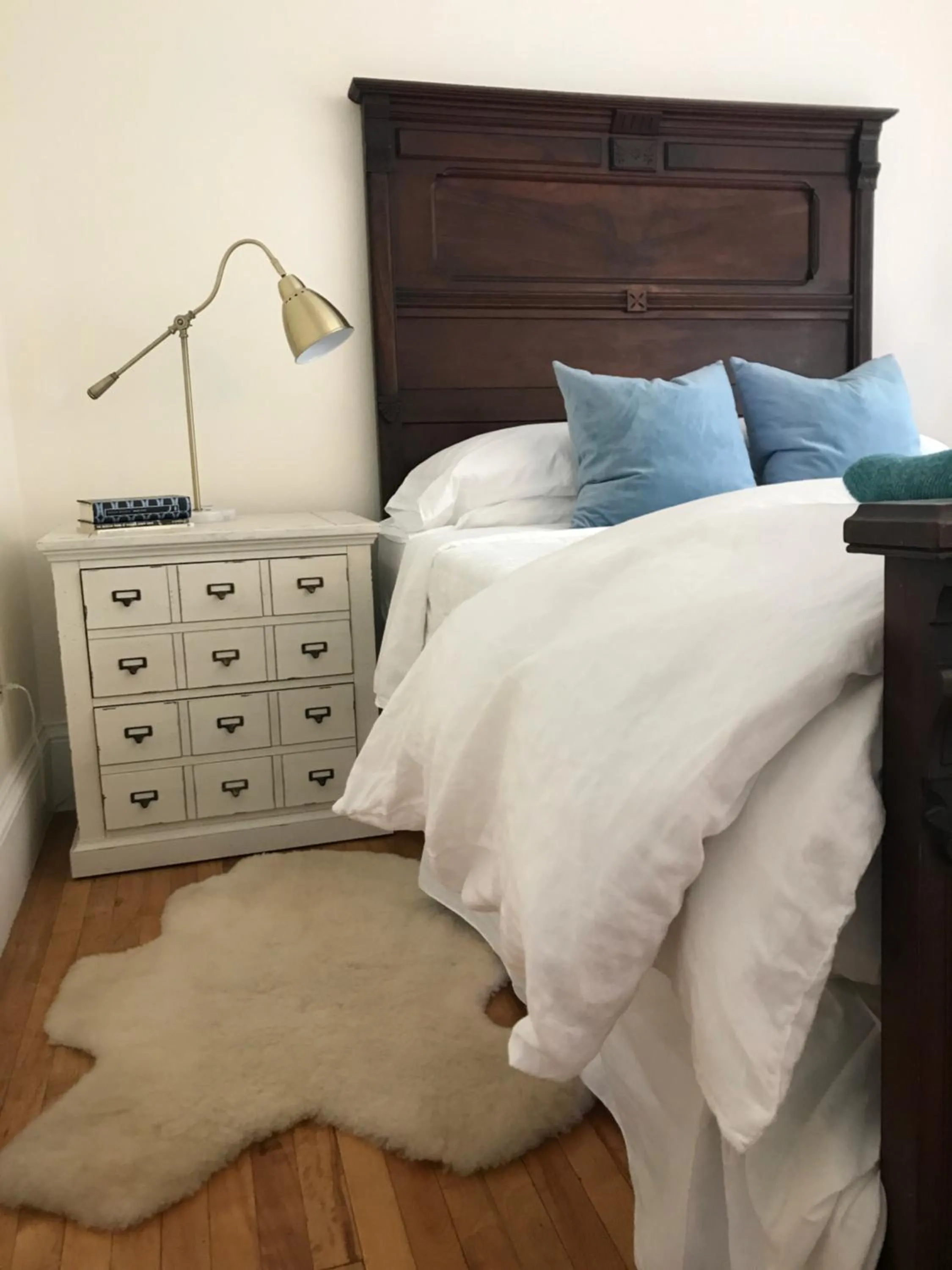 Bed in The Library Inn