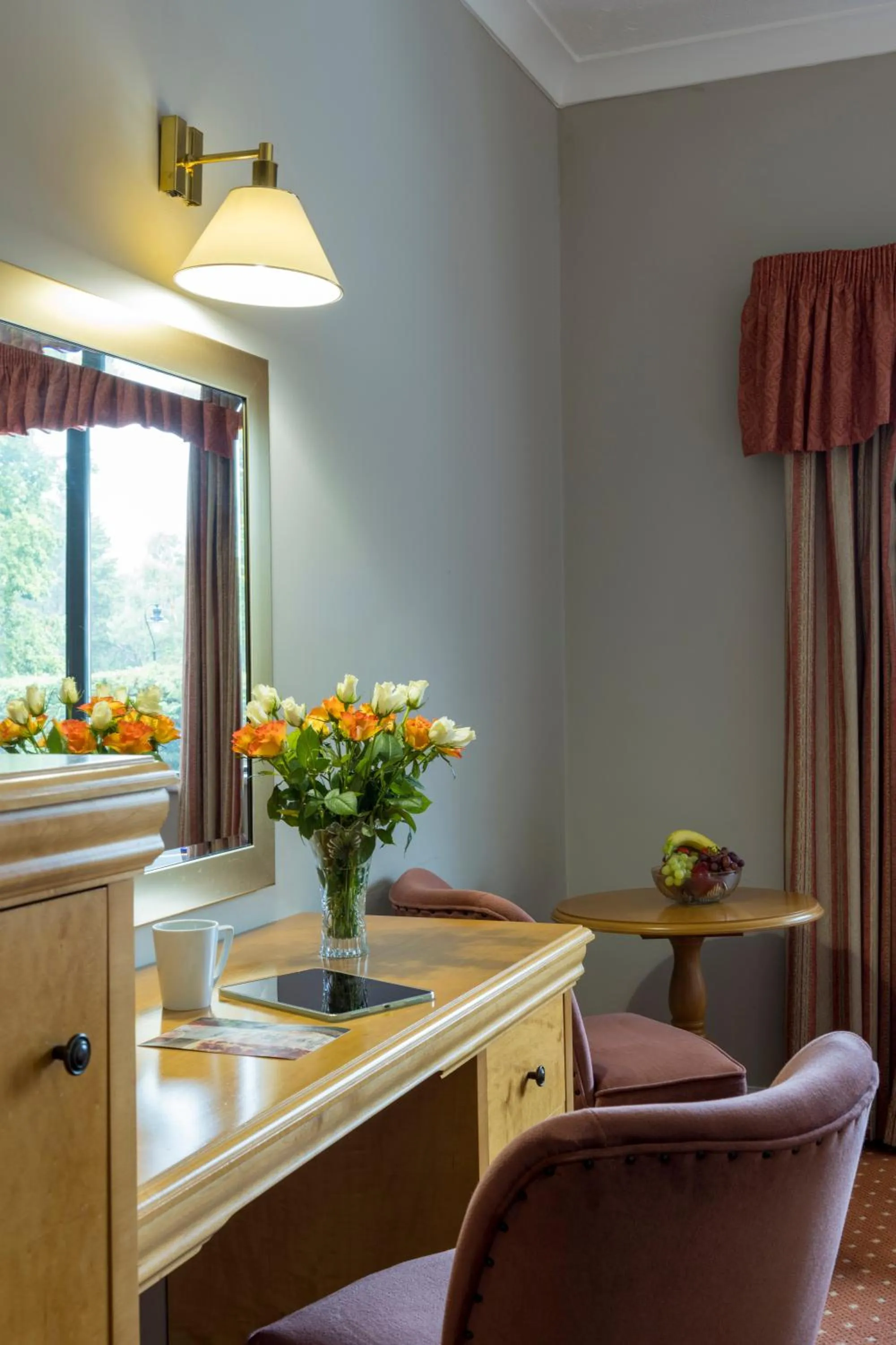 Lakeside International Hotel