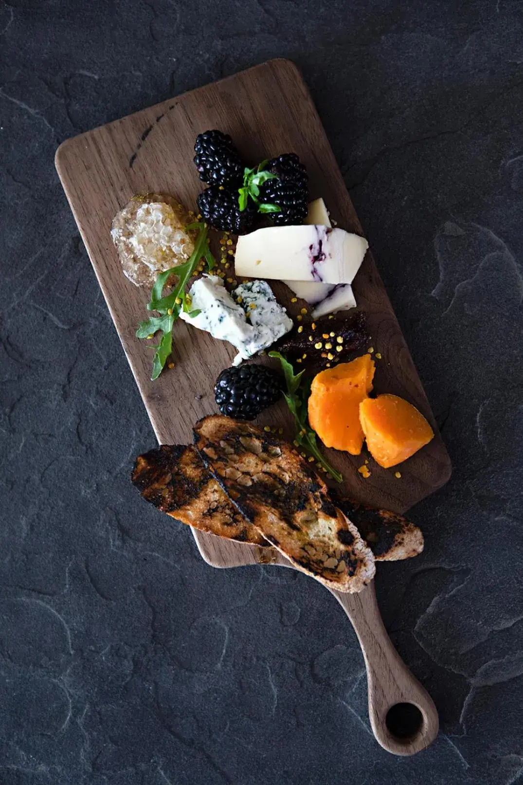 Restaurant/places to eat in Skyview Los Alamos - 21 & Over Pool Restaurant/places to eat in Skyview Los Alamos - 21 & Over Pool