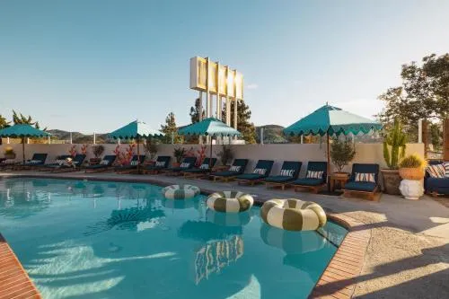 Skyview Los Alamos - 21 & Over Pool