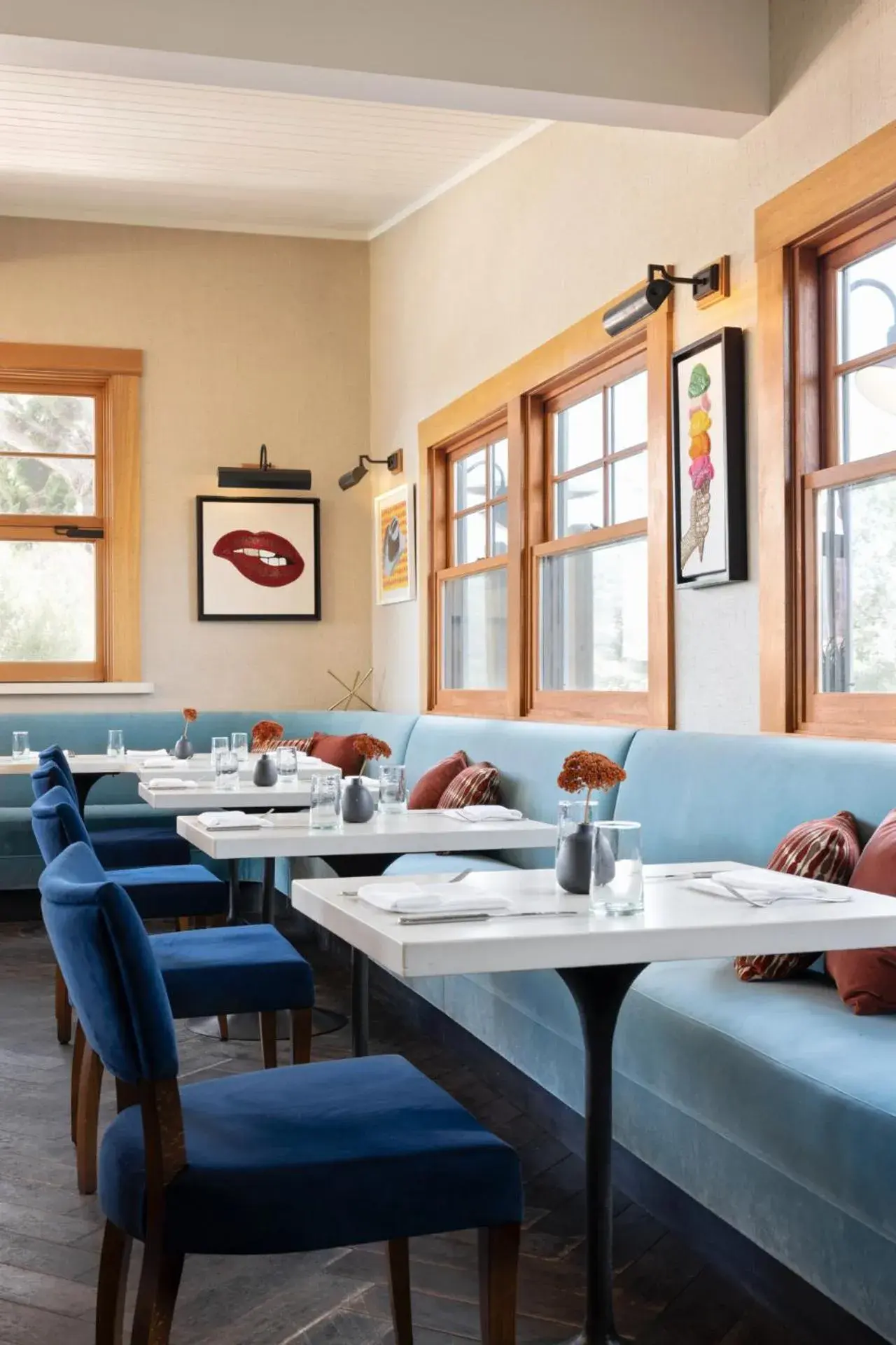 Restaurant/places to eat in Skyview Los Alamos - 21 & Over Pool Restaurant/places to eat in Skyview Los Alamos - 21 & Over Pool