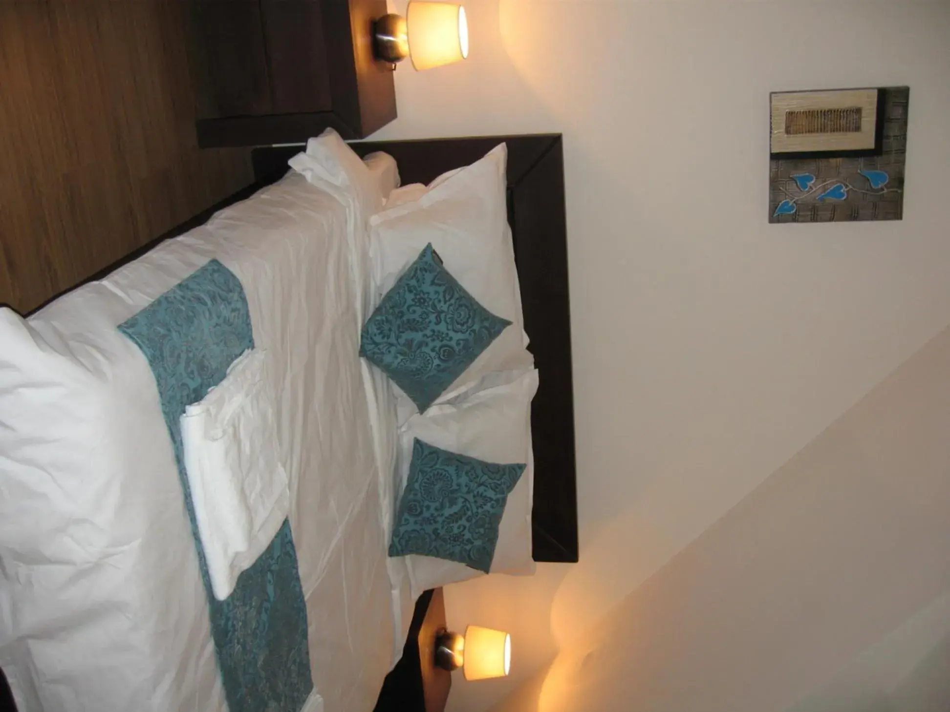 Three-Bedroom Apartment with Fireplace (6 Adults) in Chamkoria Chalets Three-Bedroom Apartment with Fireplace (6 Adults) in Chamkoria Chalets