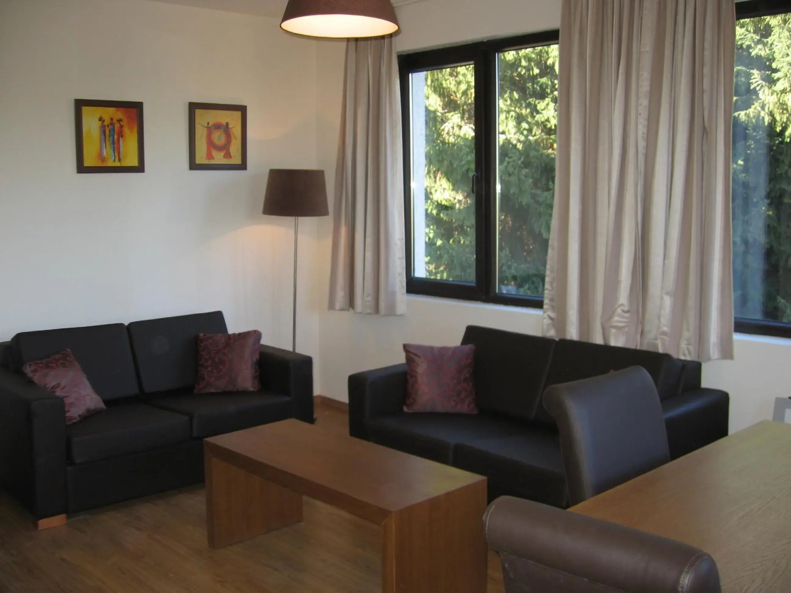 One-Bedroom Apartment (4 Adults) in Chamkoria Chalets One-Bedroom Apartment (4 Adults) in Chamkoria Chalets