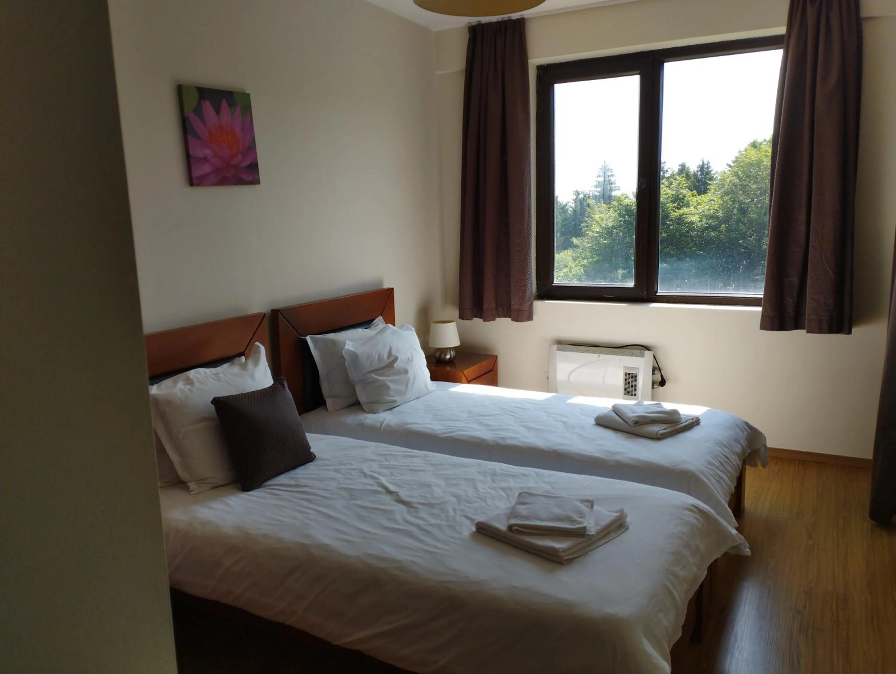 Bed in Chamkoria Chalets