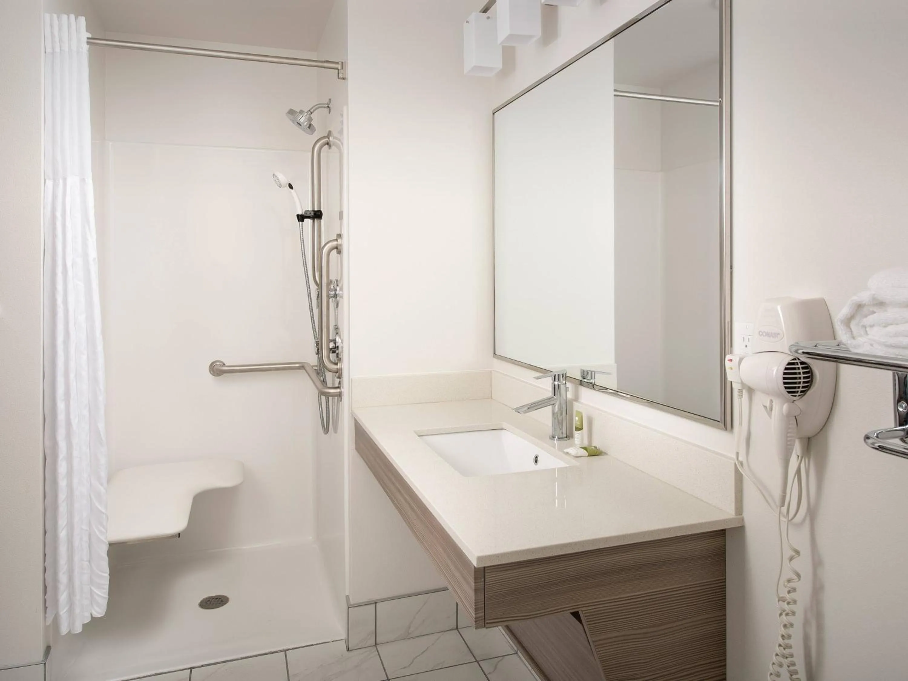 WoodSpring Suites Seattle Tukwila