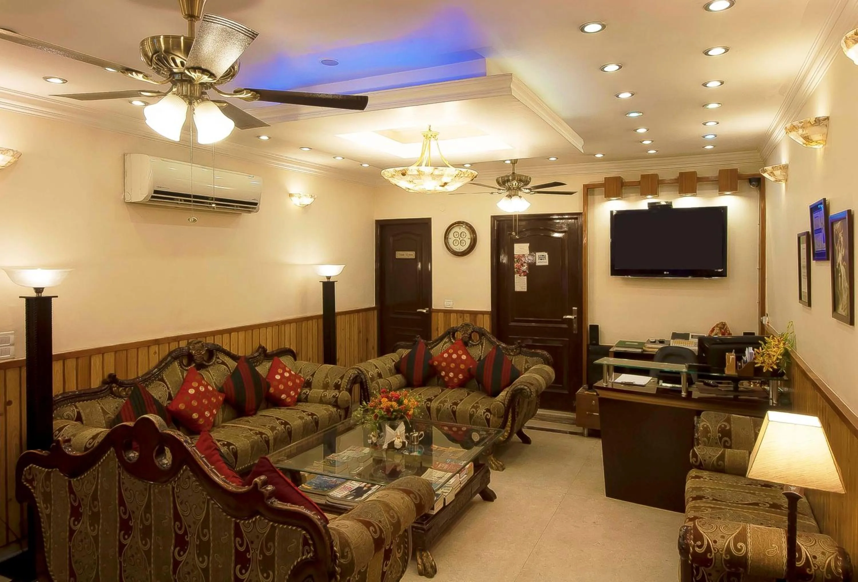 Lobby or reception in Wood Castle