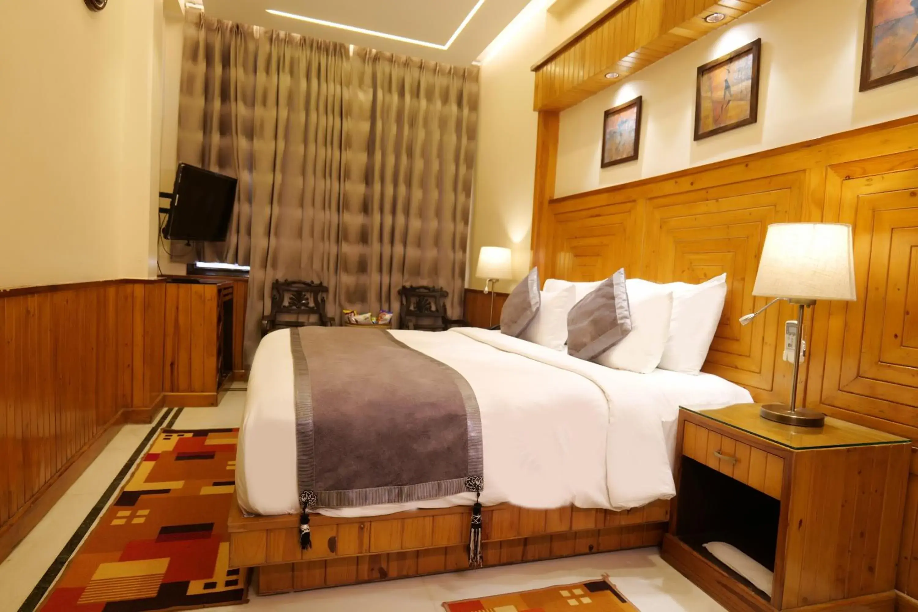 Bed in Wood Castle Bed in Wood Castle