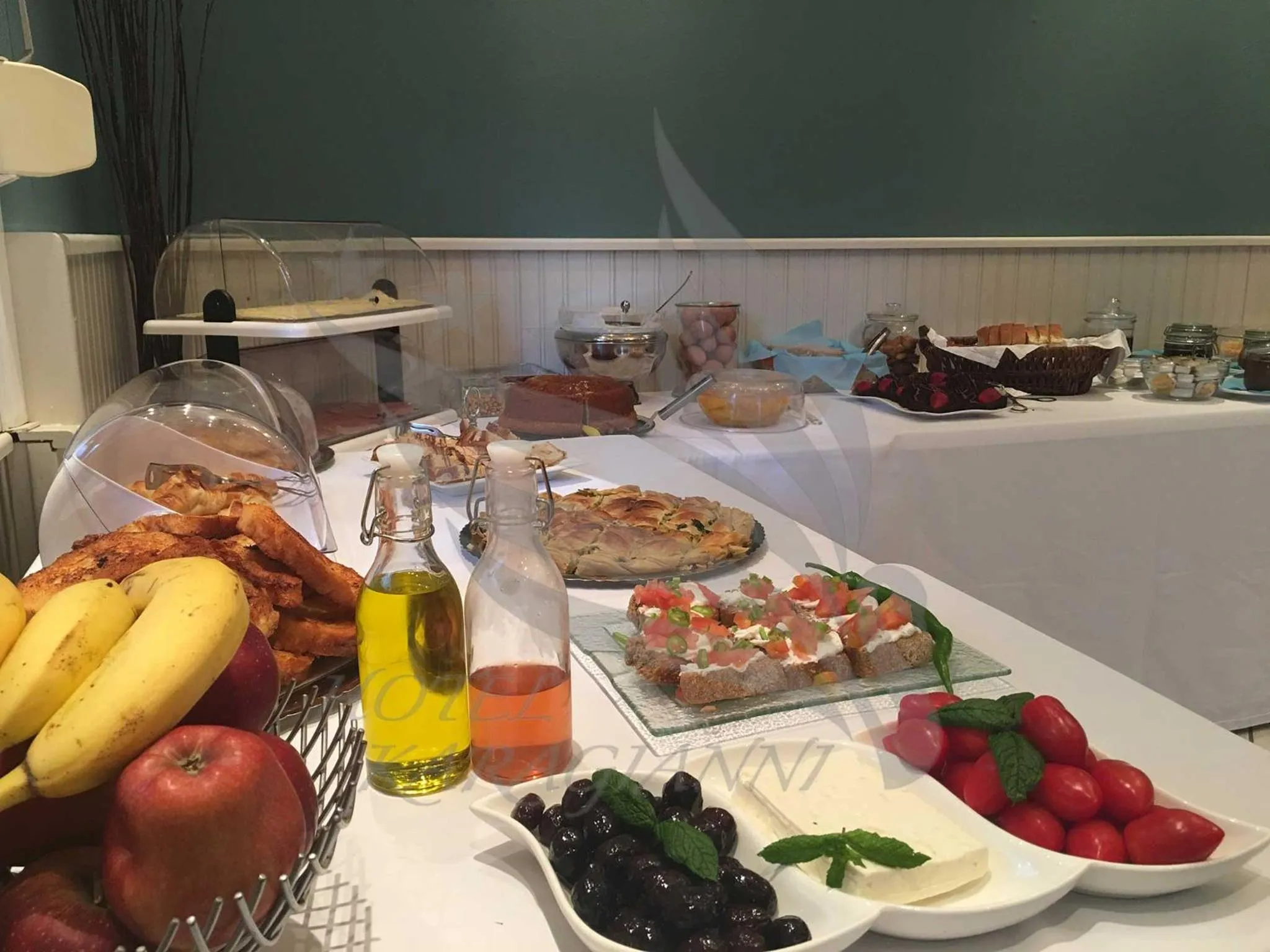 Food in Hotel Karagianni