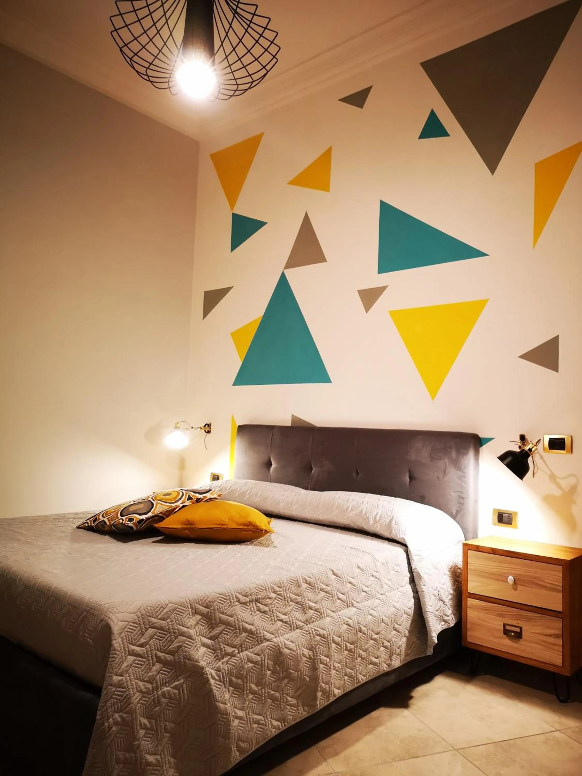 Toilet, Bed in B&B Pantarei Napoli