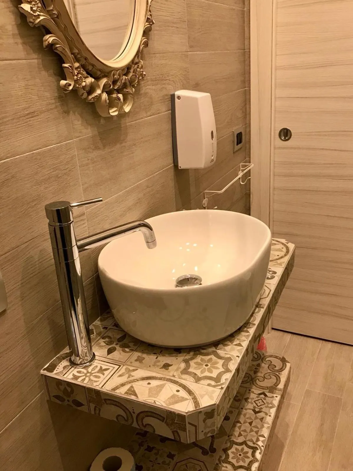 Bathroom in B&B Pantarei Napoli