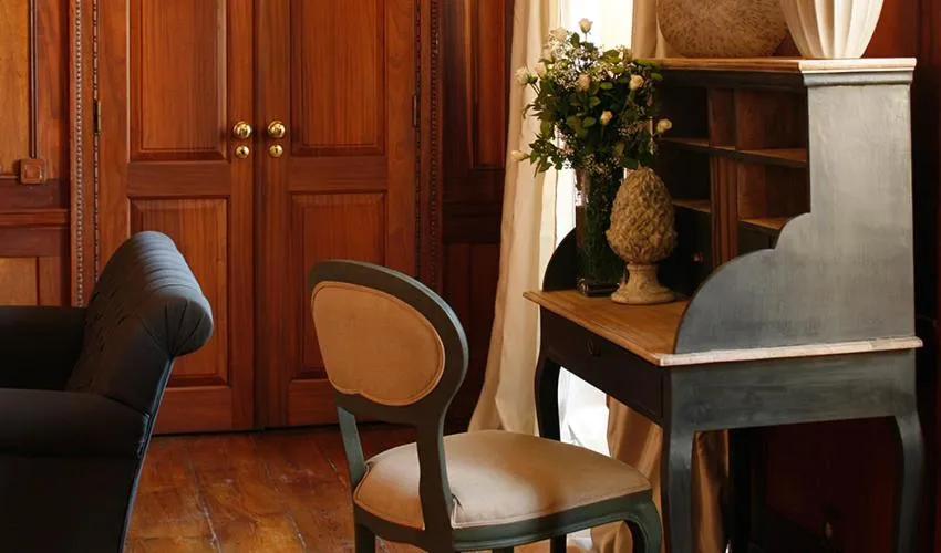 Decorative detail in Palacio Ramalhete