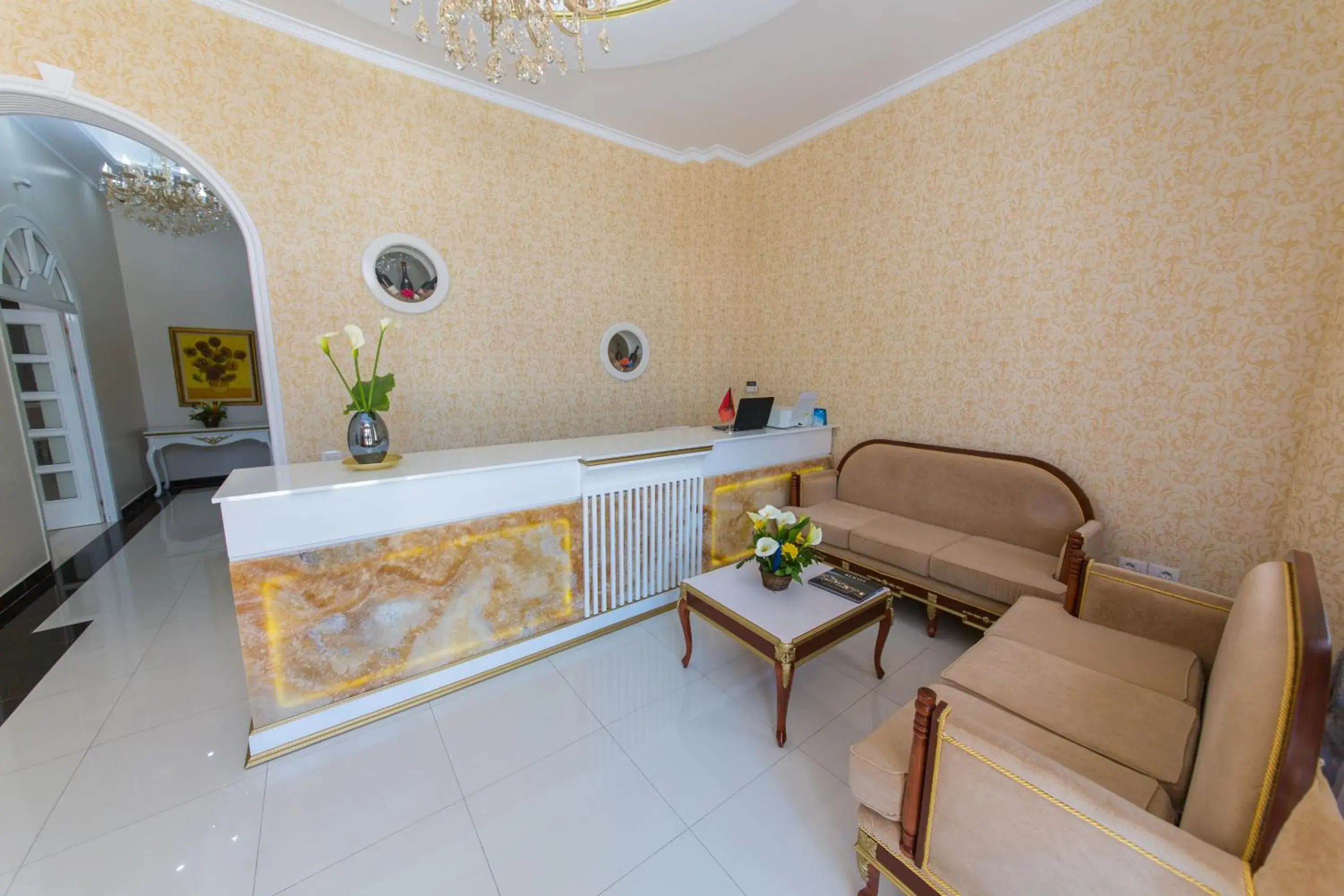 Lobby or reception in Hotel Belagrita Lobby or reception in Hotel Belagrita