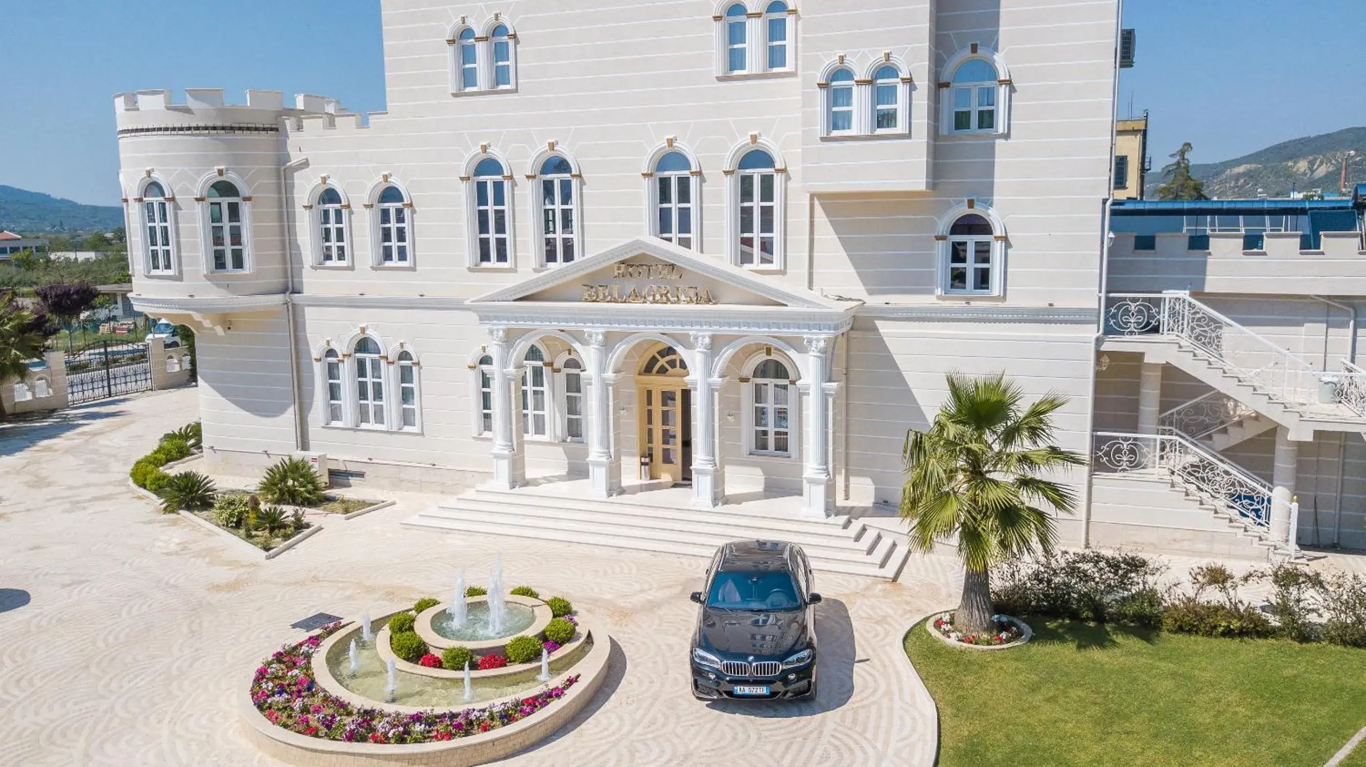 Facade/entrance in Hotel Belagrita Facade/entrance in Hotel Belagrita