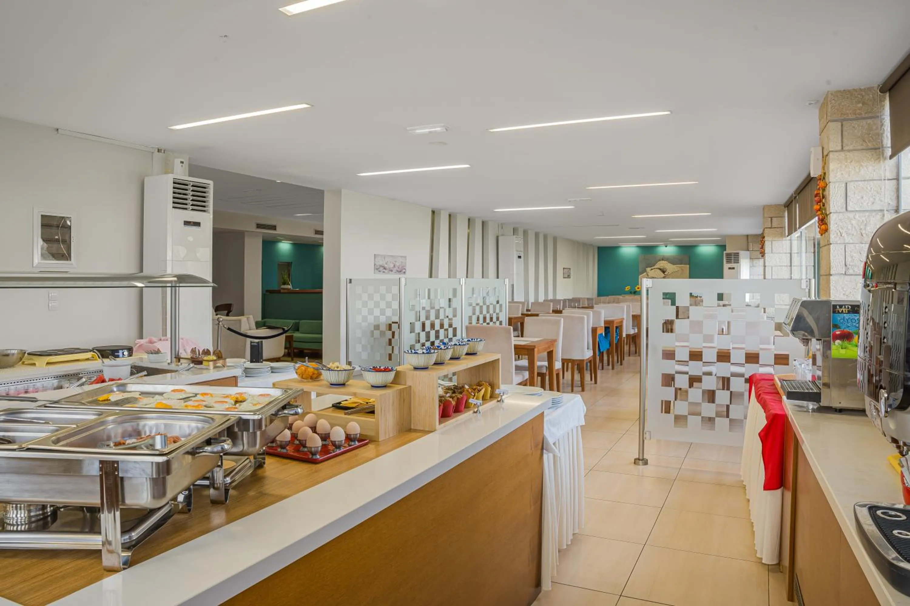 Buffet breakfast in Creta Verano Hotel