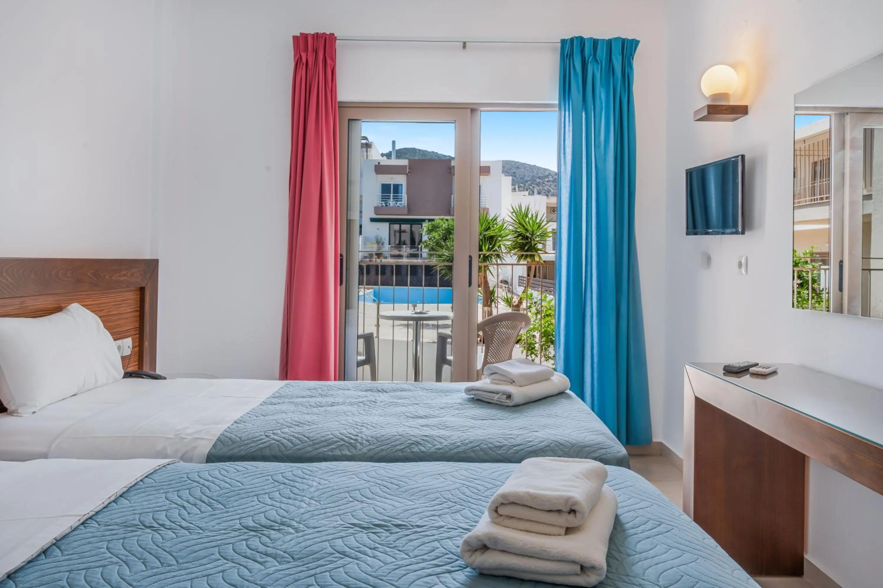 Photo of the whole room, Bed in Creta Verano Hotel