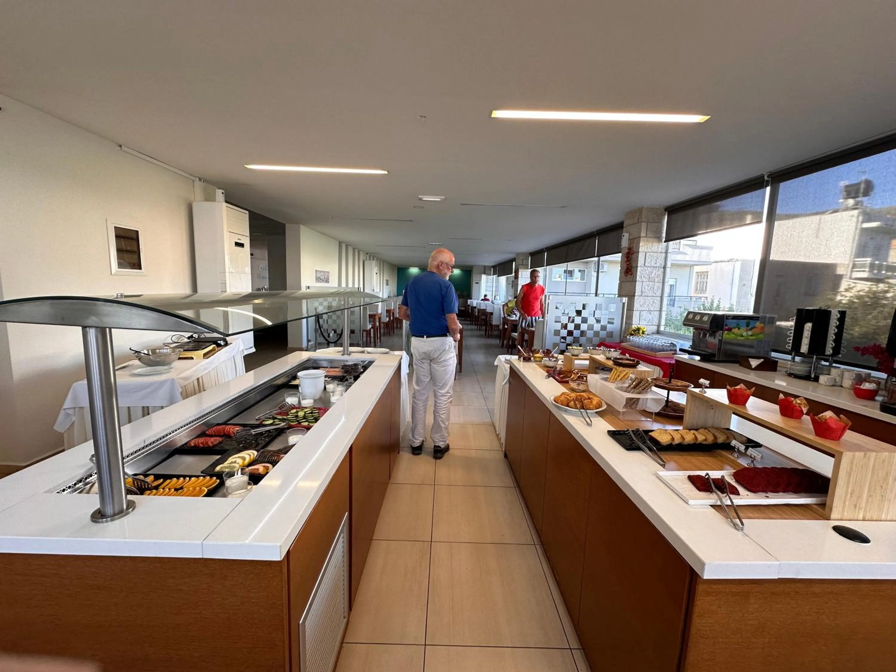 Buffet breakfast in Creta Verano Hotel