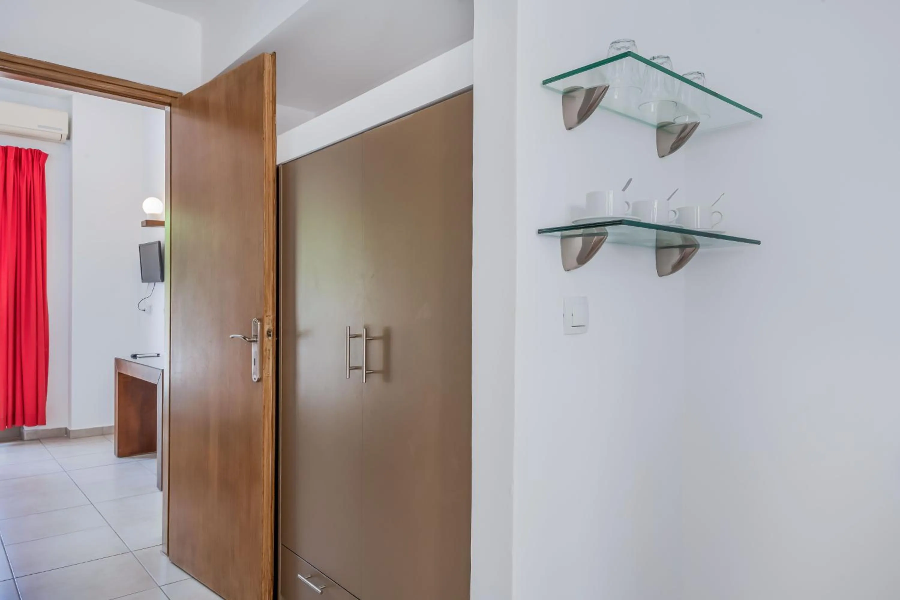 TV and multimedia in Creta Verano Hotel