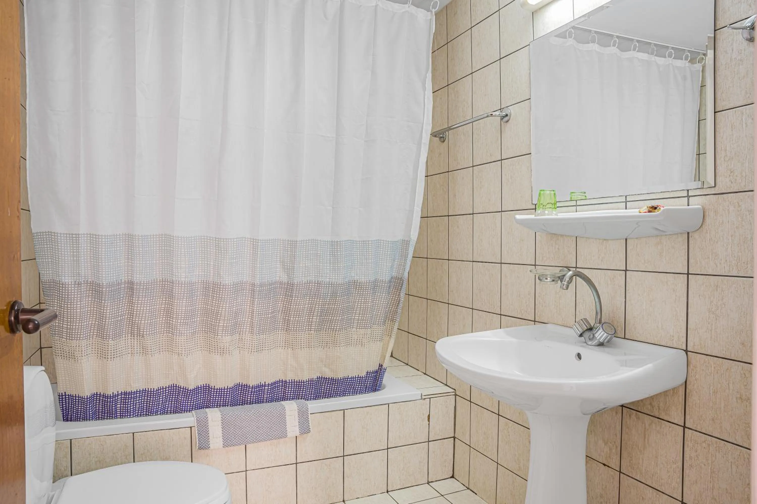 Bathroom in Creta Verano Hotel