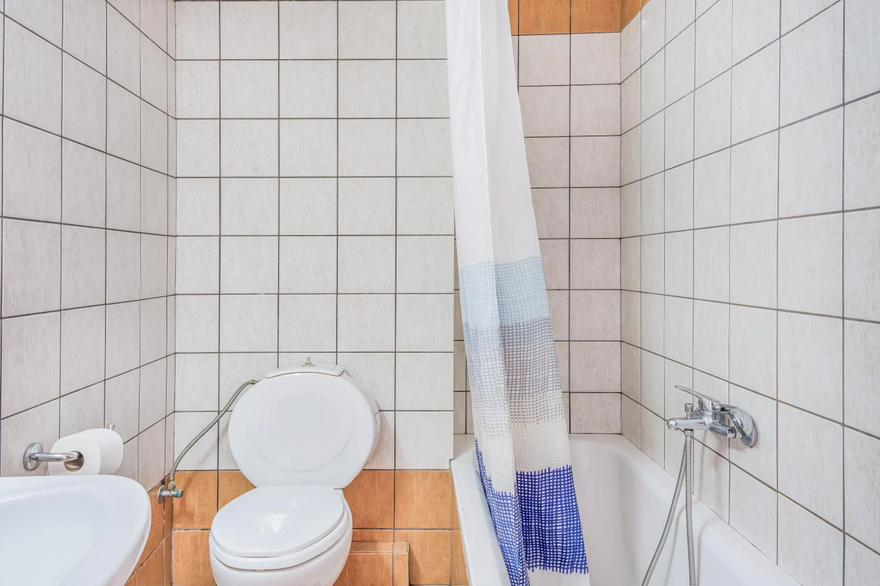 Bathroom in Creta Verano Hotel