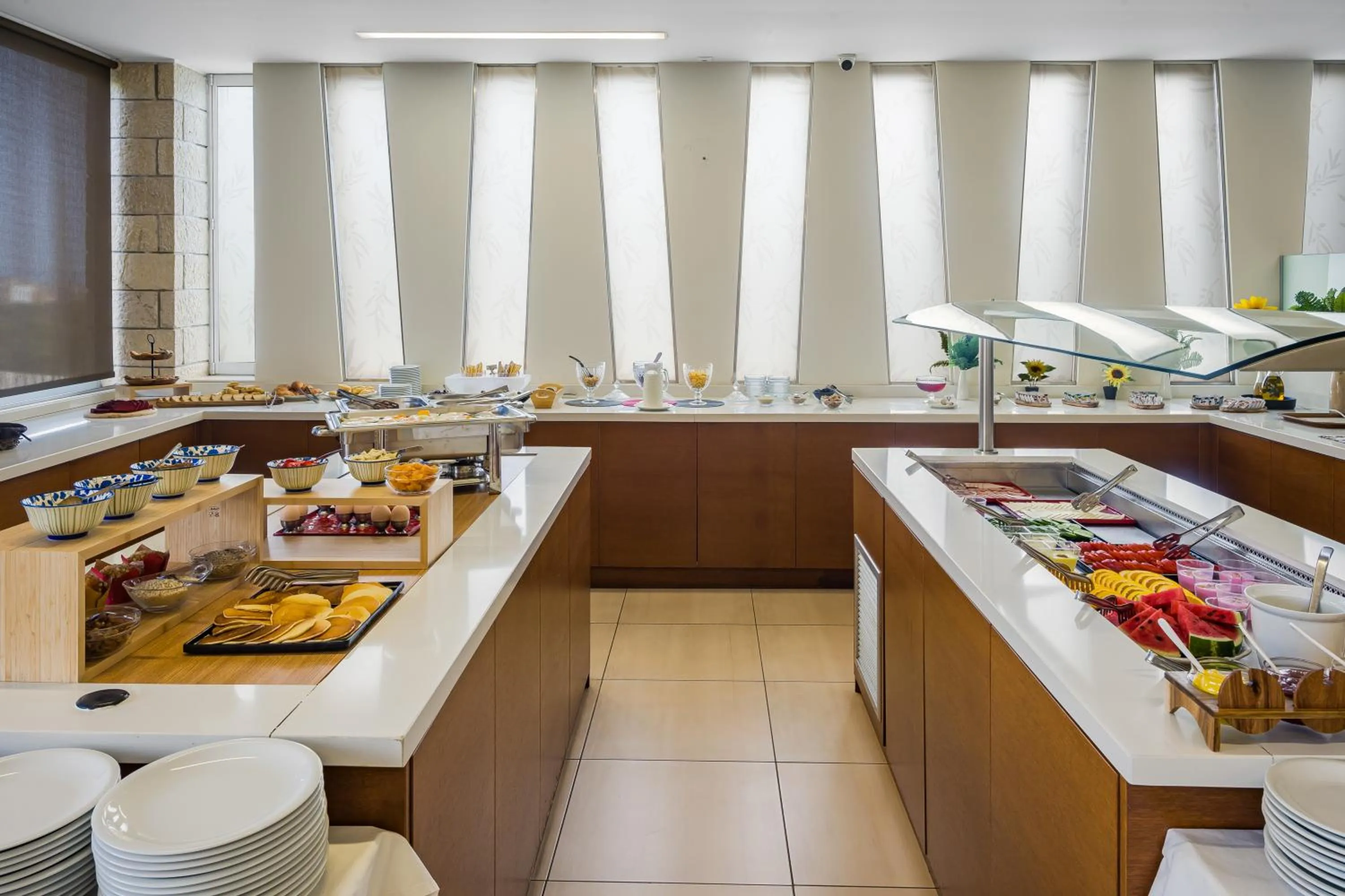 Buffet breakfast in Creta Verano Hotel