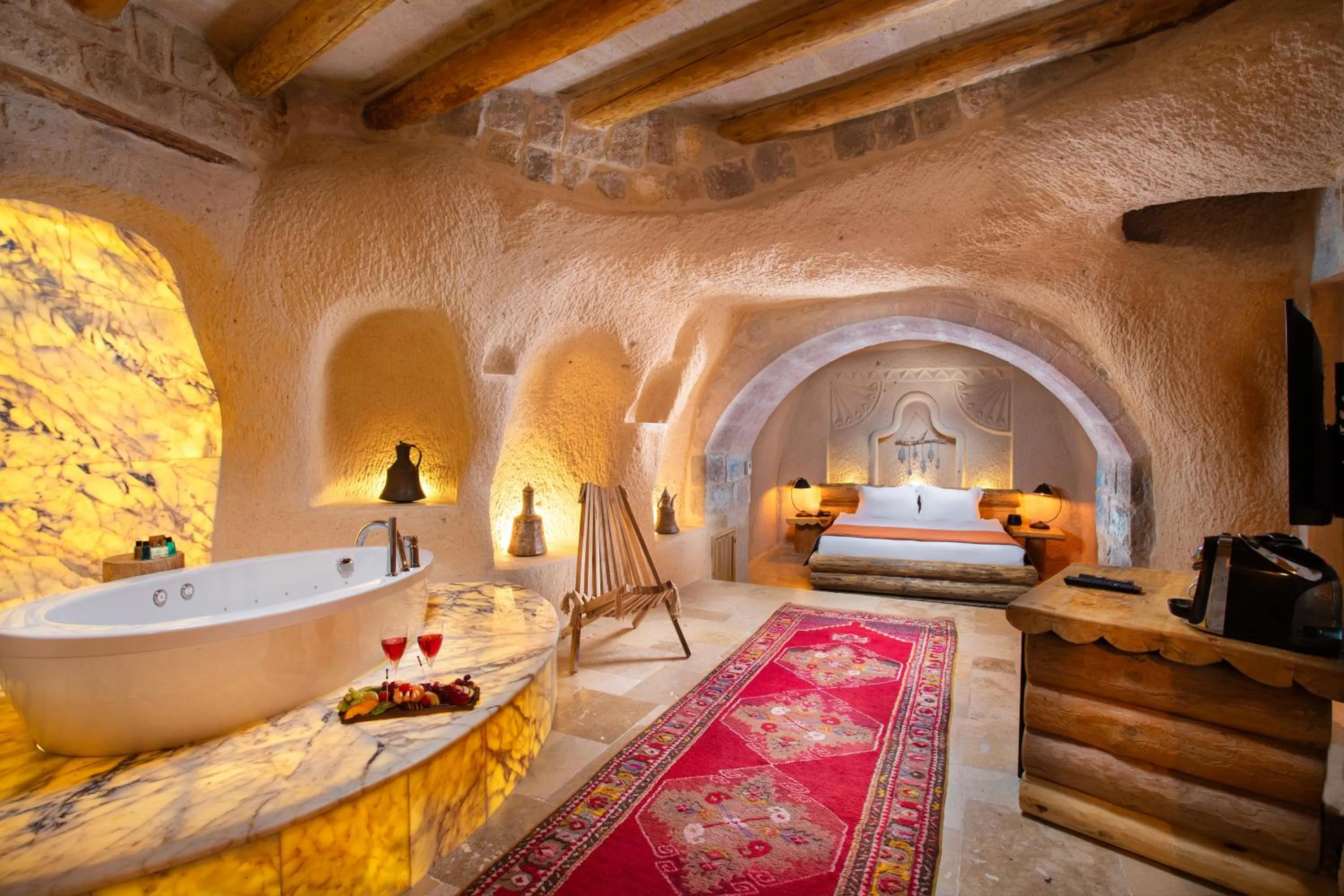 Photo of the whole room, Bed in Dream of Cappadocia