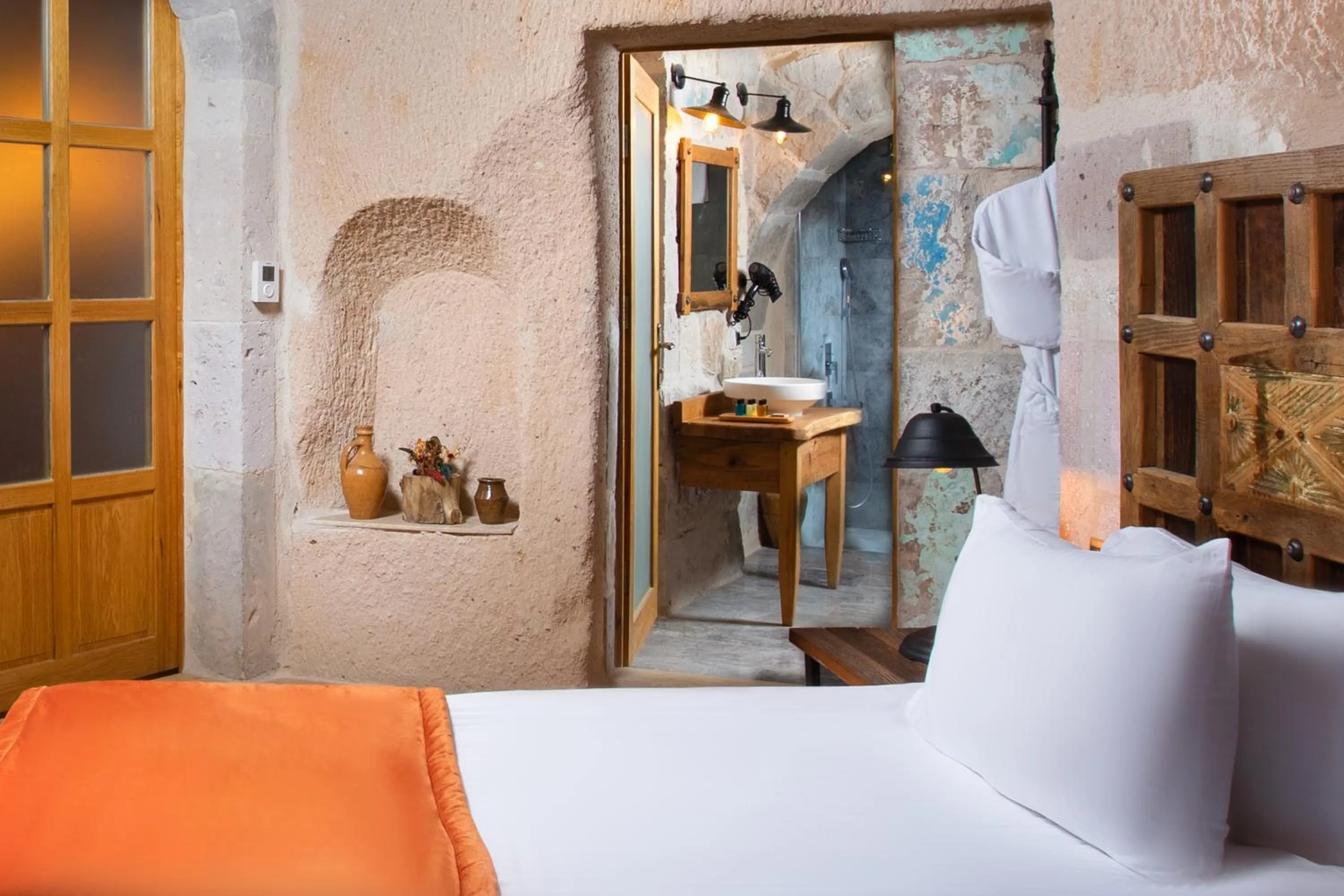Bathroom, Bed in Dream of Cappadocia