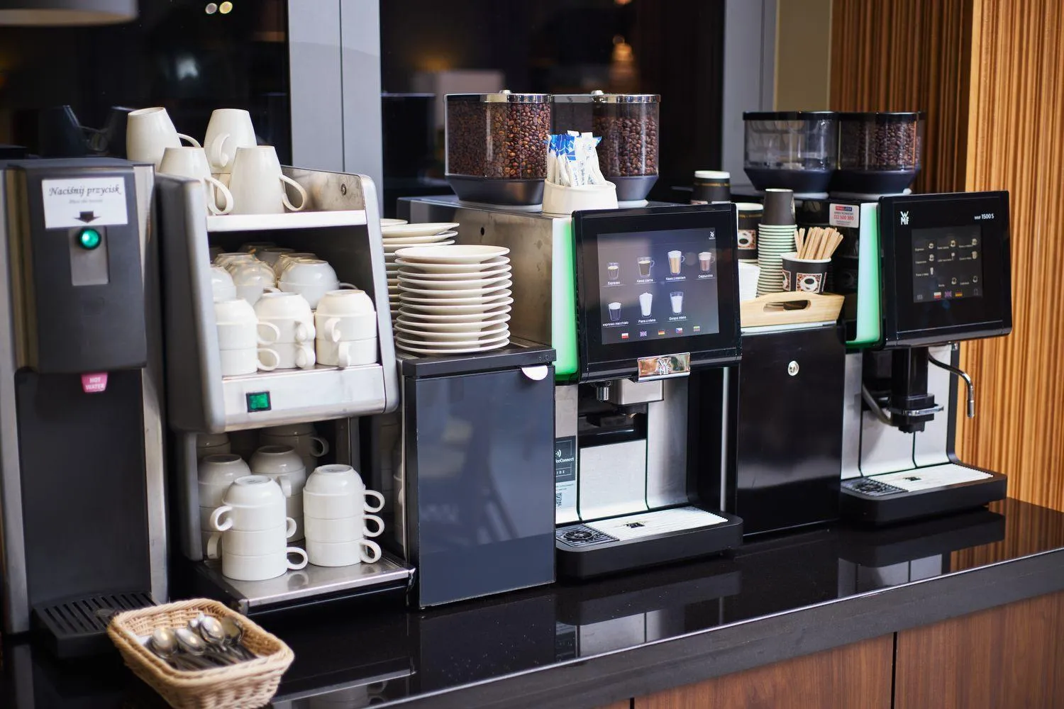 Coffee/tea facilities in Hotel Na Półboru