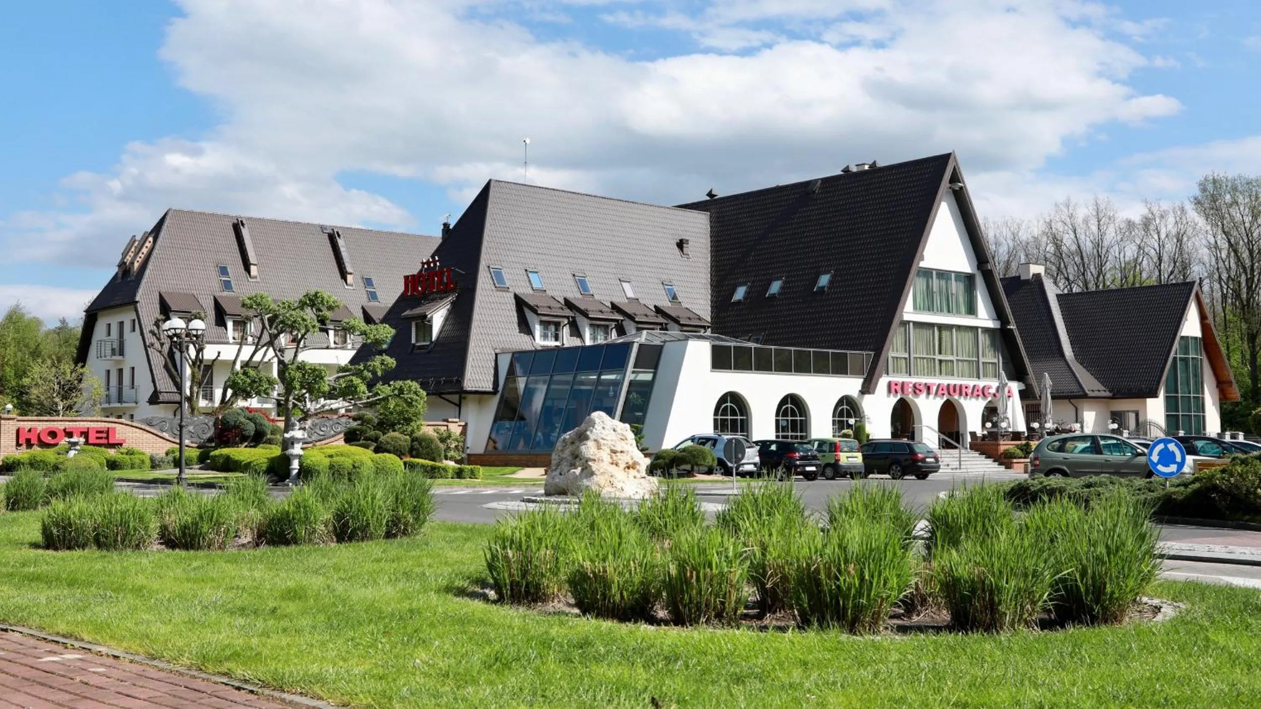 Facade/entrance in Hotel Na Półboru