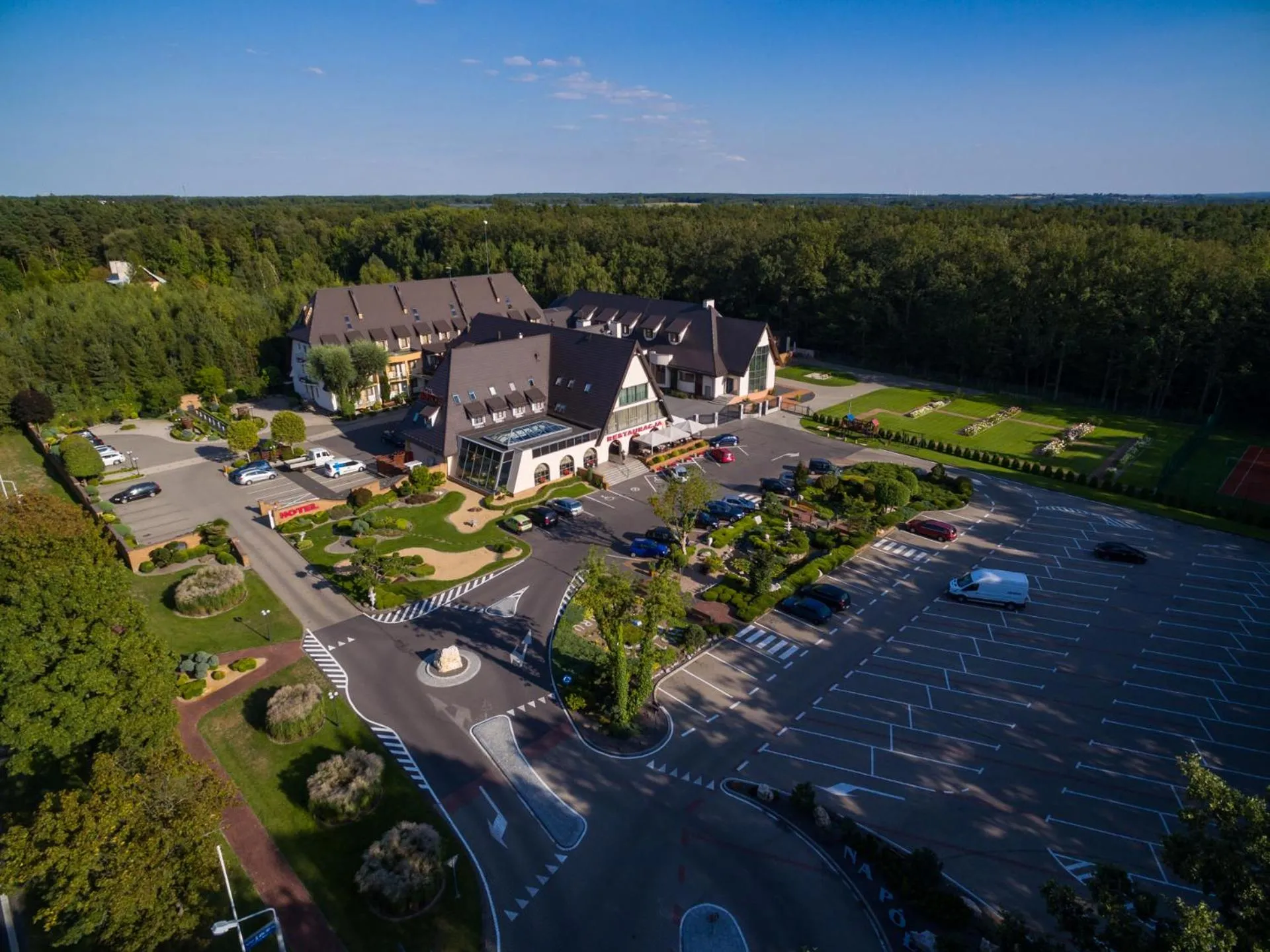 Facade/entrance in Hotel Na Półboru