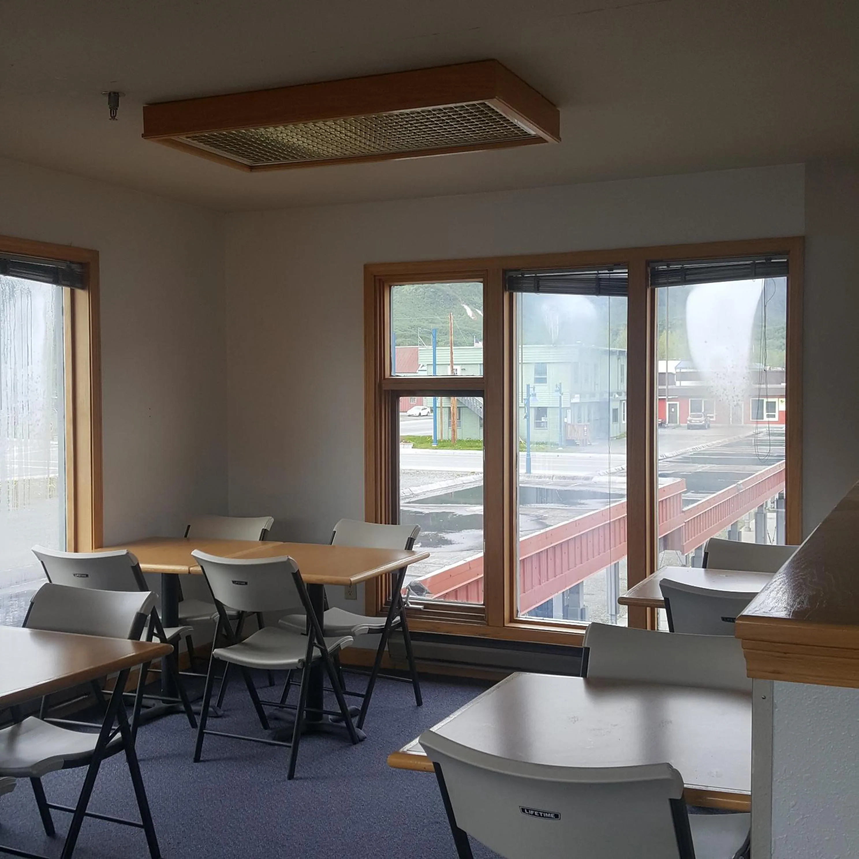 Coffee/tea facilities in Keystone Hotel