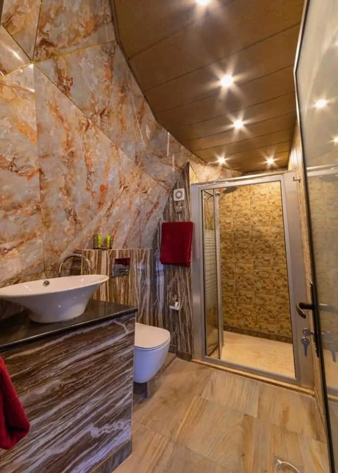 Memories Aicha Luxury Camp