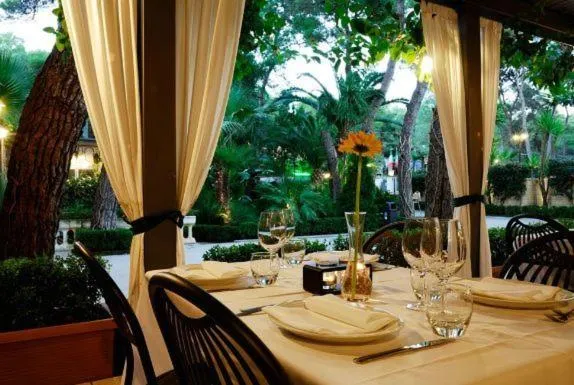 Restaurant/places to eat in Hotel Villa Giusy