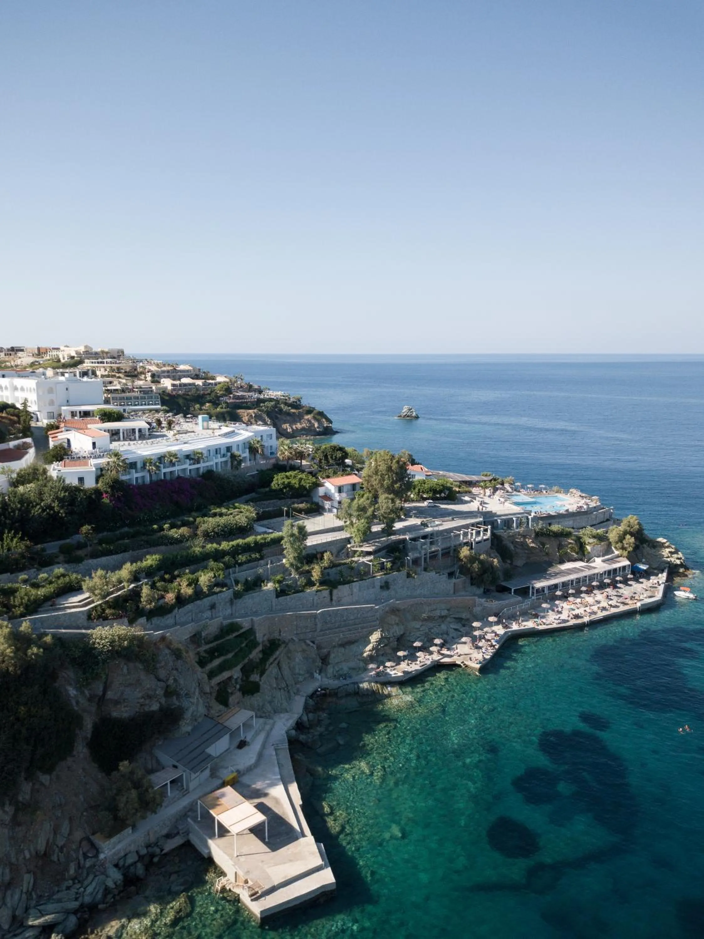 Property building in Peninsula Resort & Spa