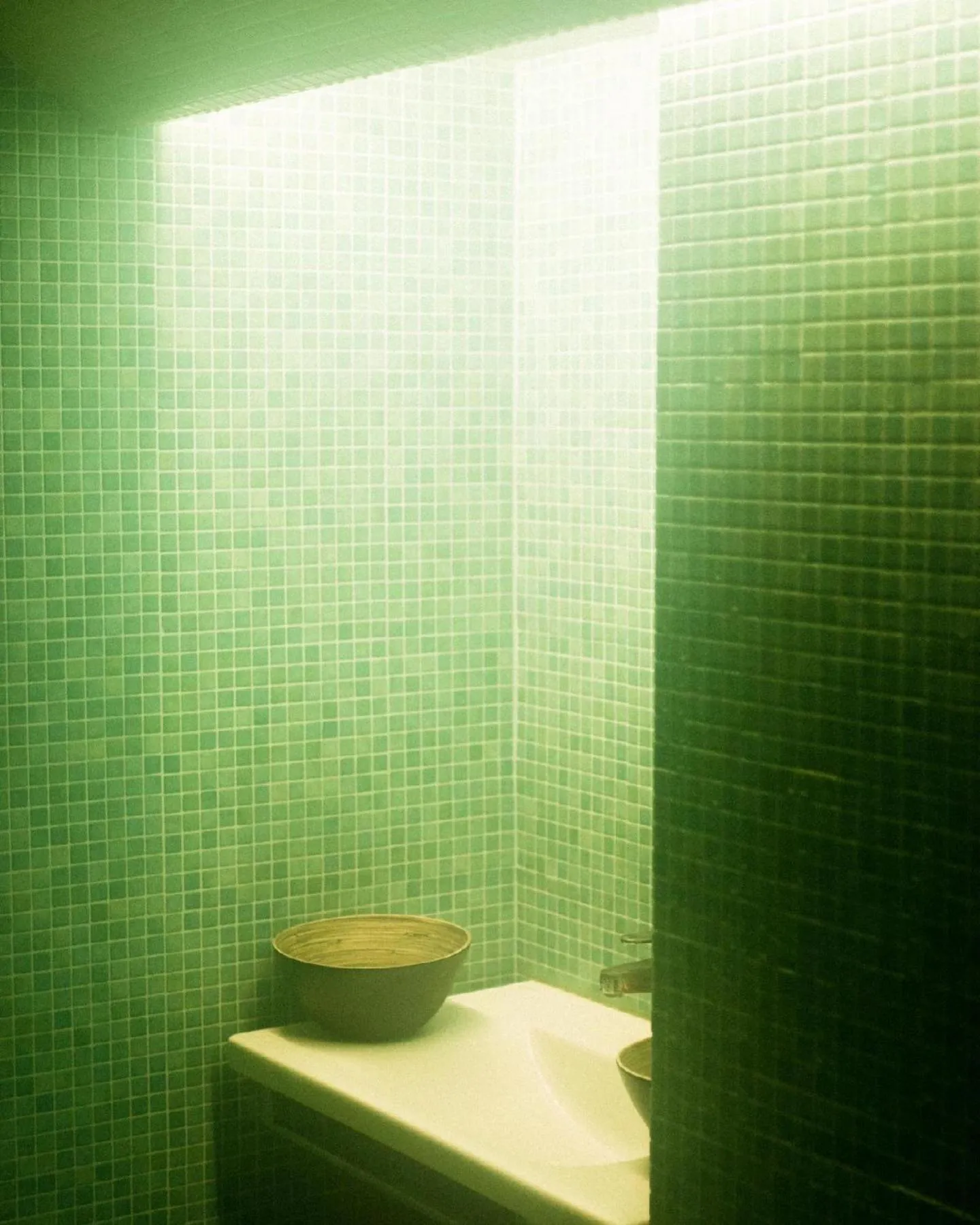 Steam room in Peninsula Resort & Spa