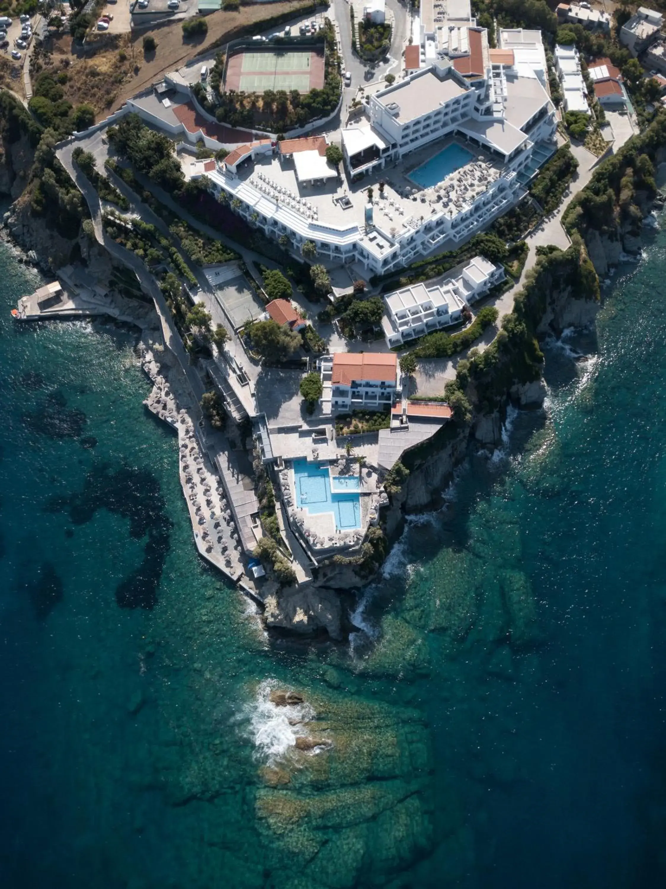 Property building in Peninsula Resort & Spa Property building in Peninsula Resort & Spa