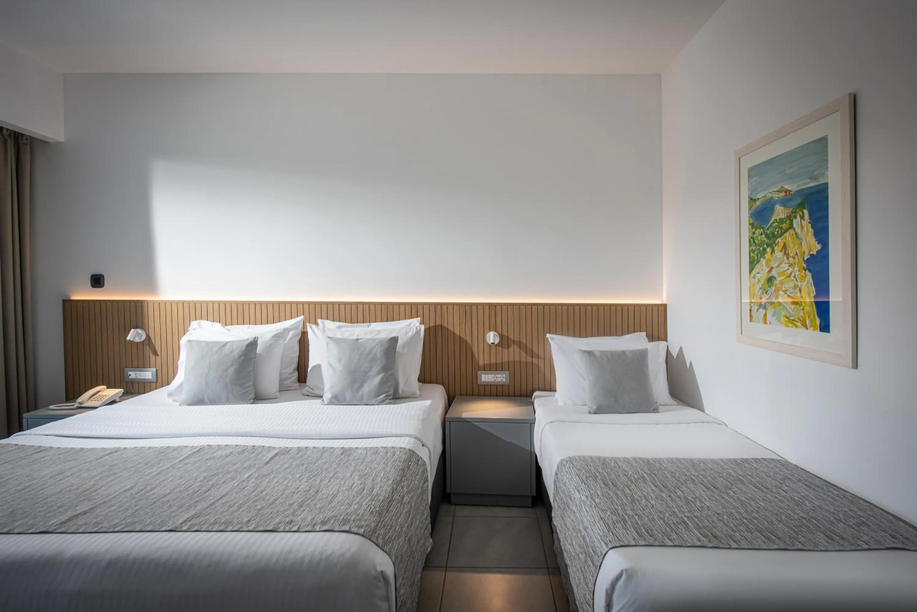 Bed in Peninsula Resort & Spa