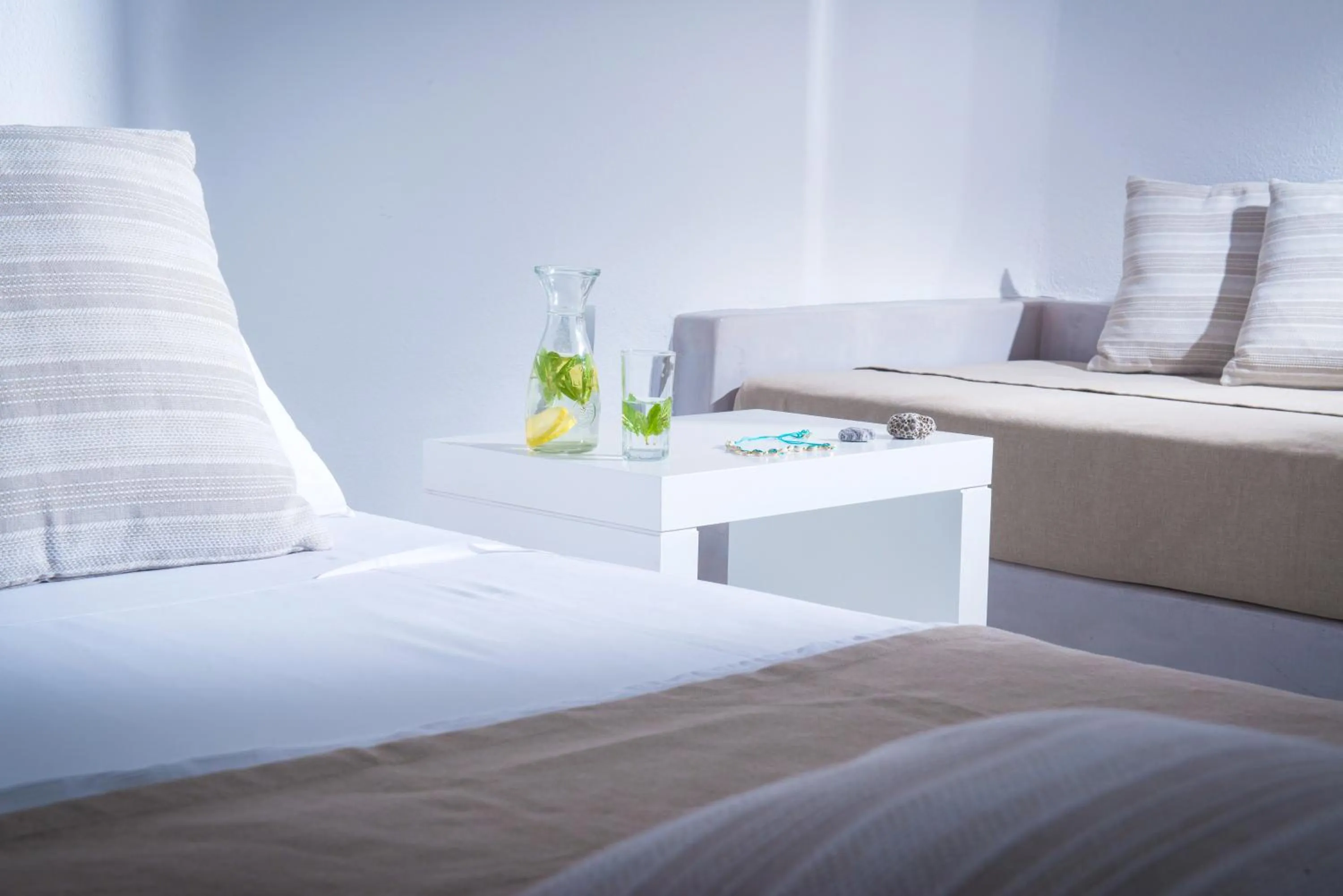 Decorative detail, Bed in Peninsula Resort & Spa