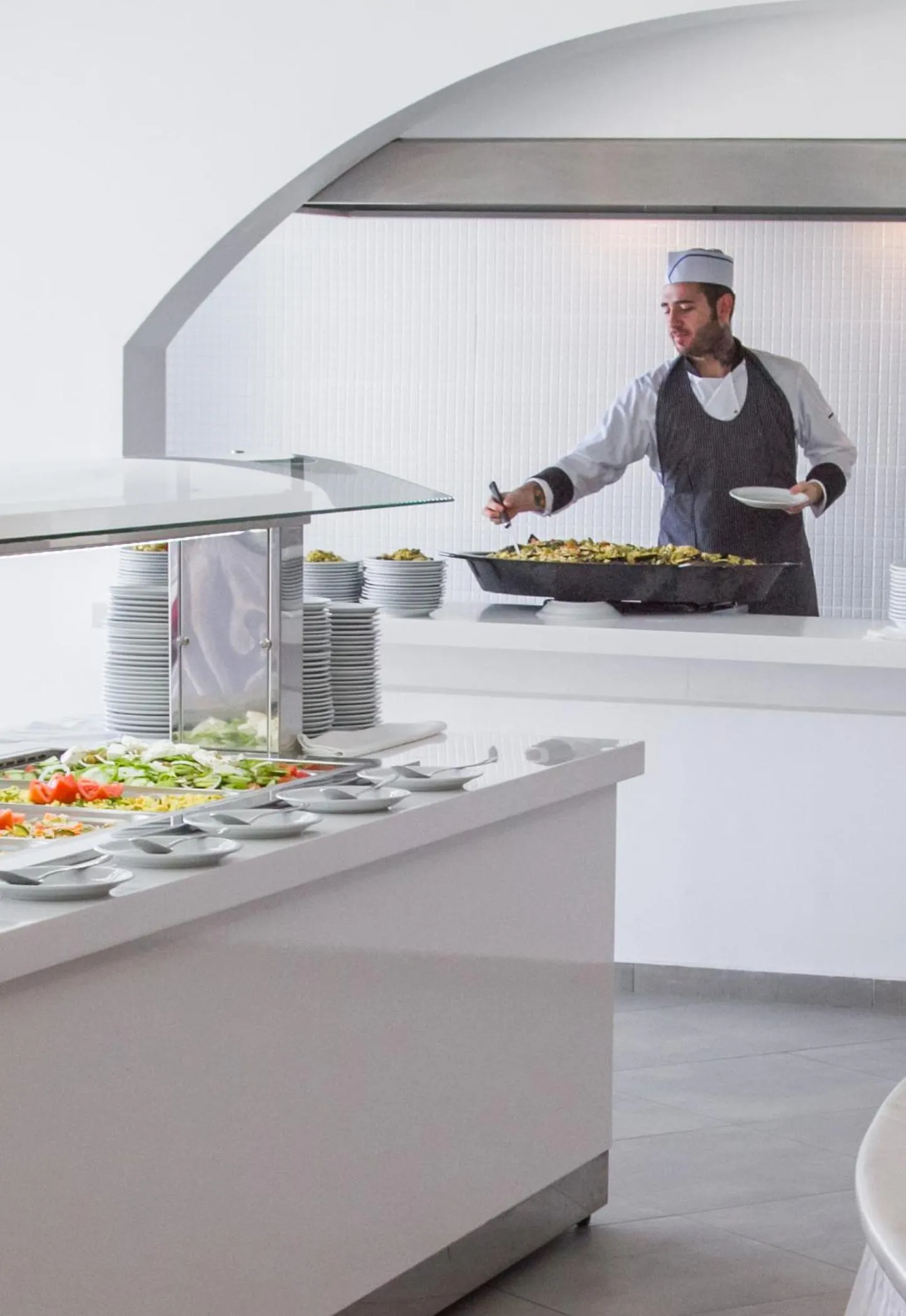 Restaurant/places to eat in Peninsula Resort & Spa